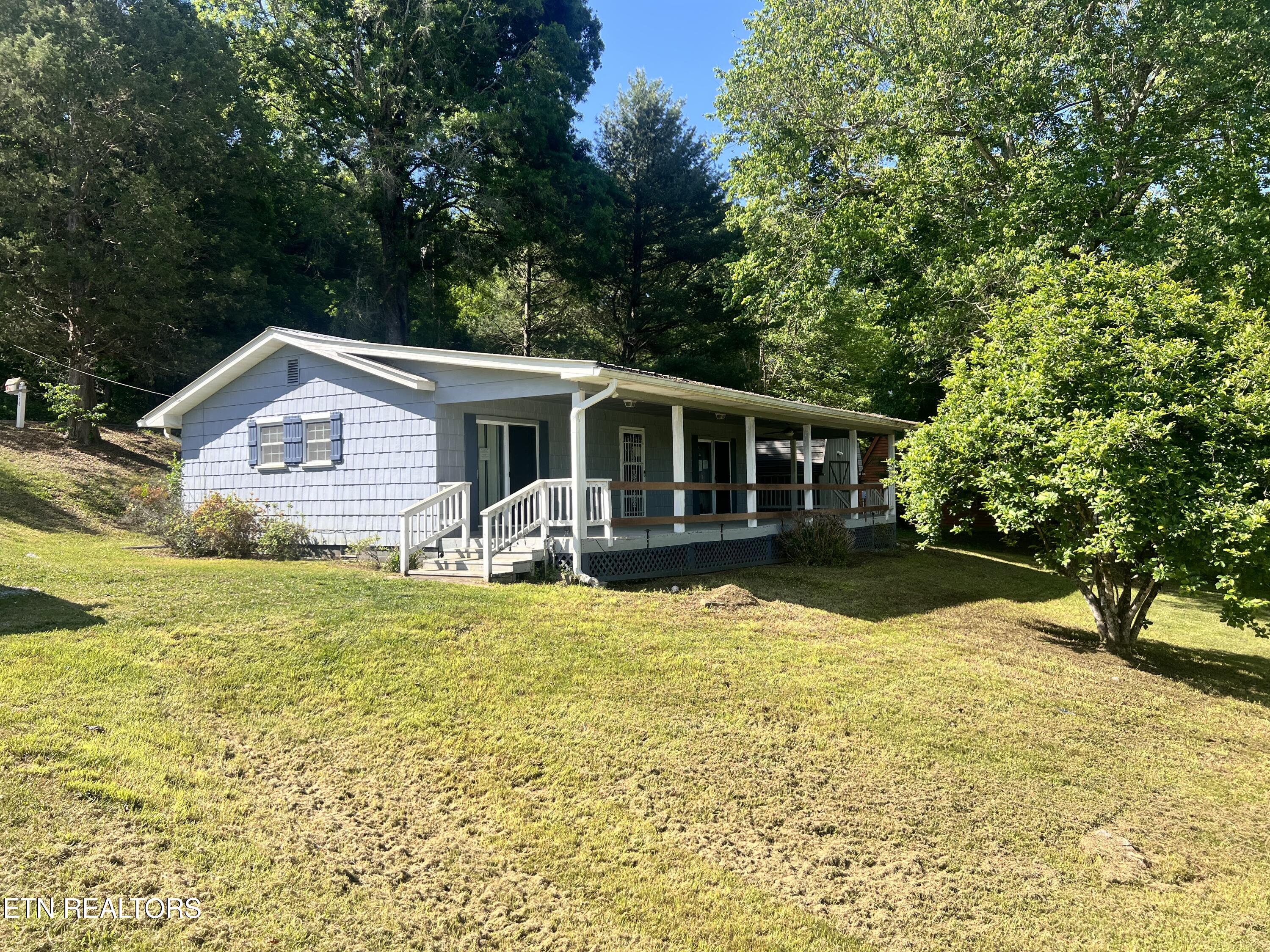 368 Emory River Road Harriman TN 37748