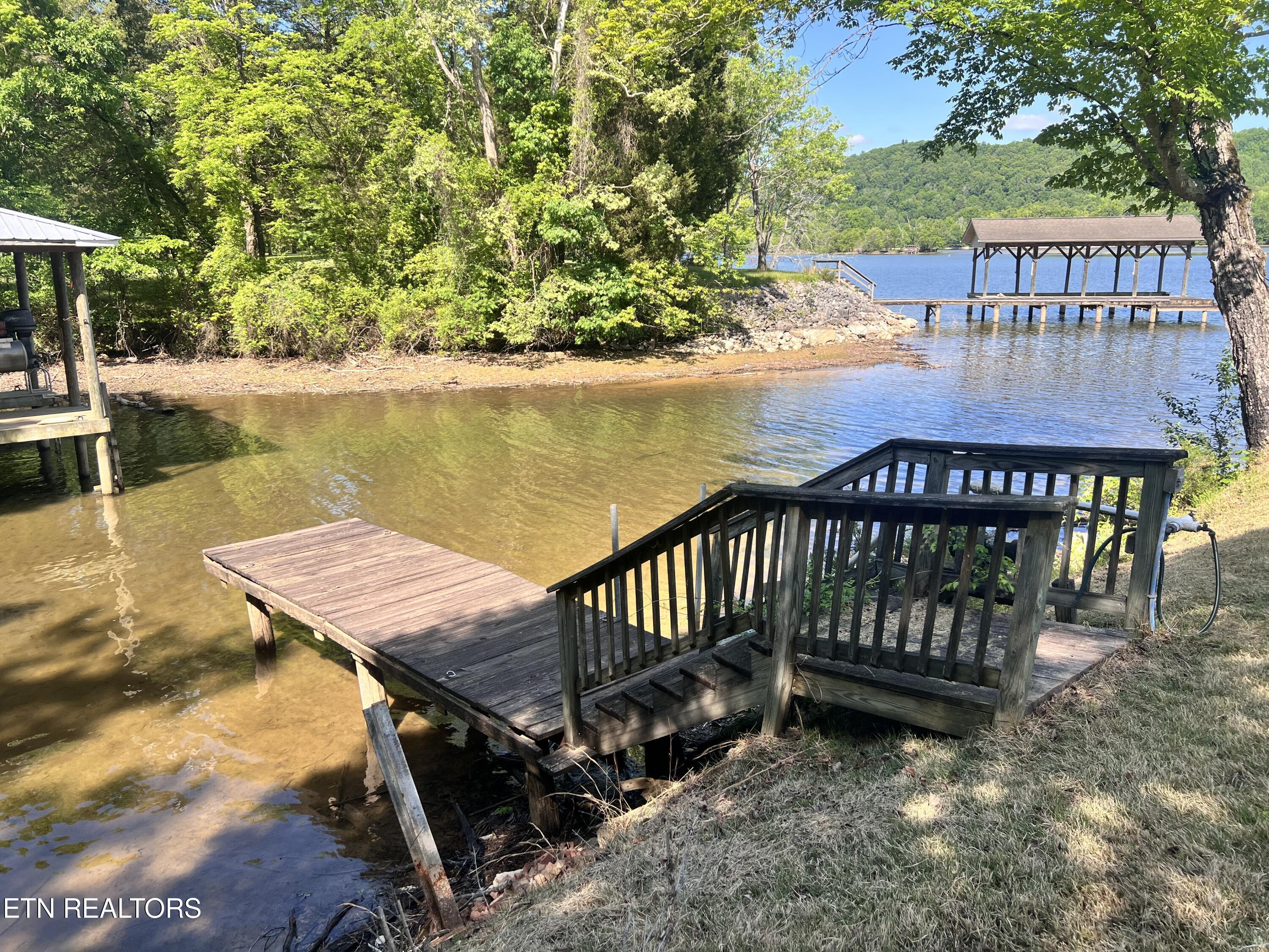 368 Emory River Road Harriman TN 37748