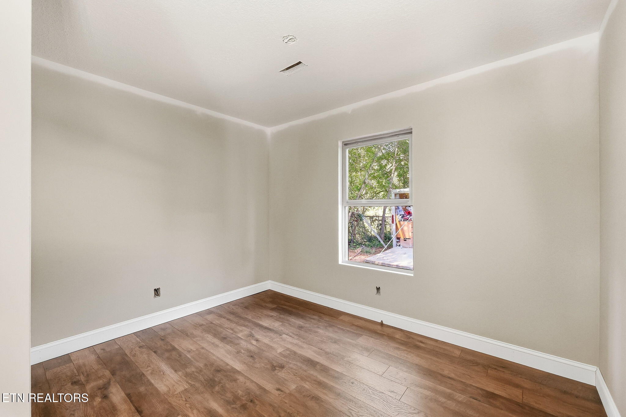 305A S Fowler Street Clinton TN 37716