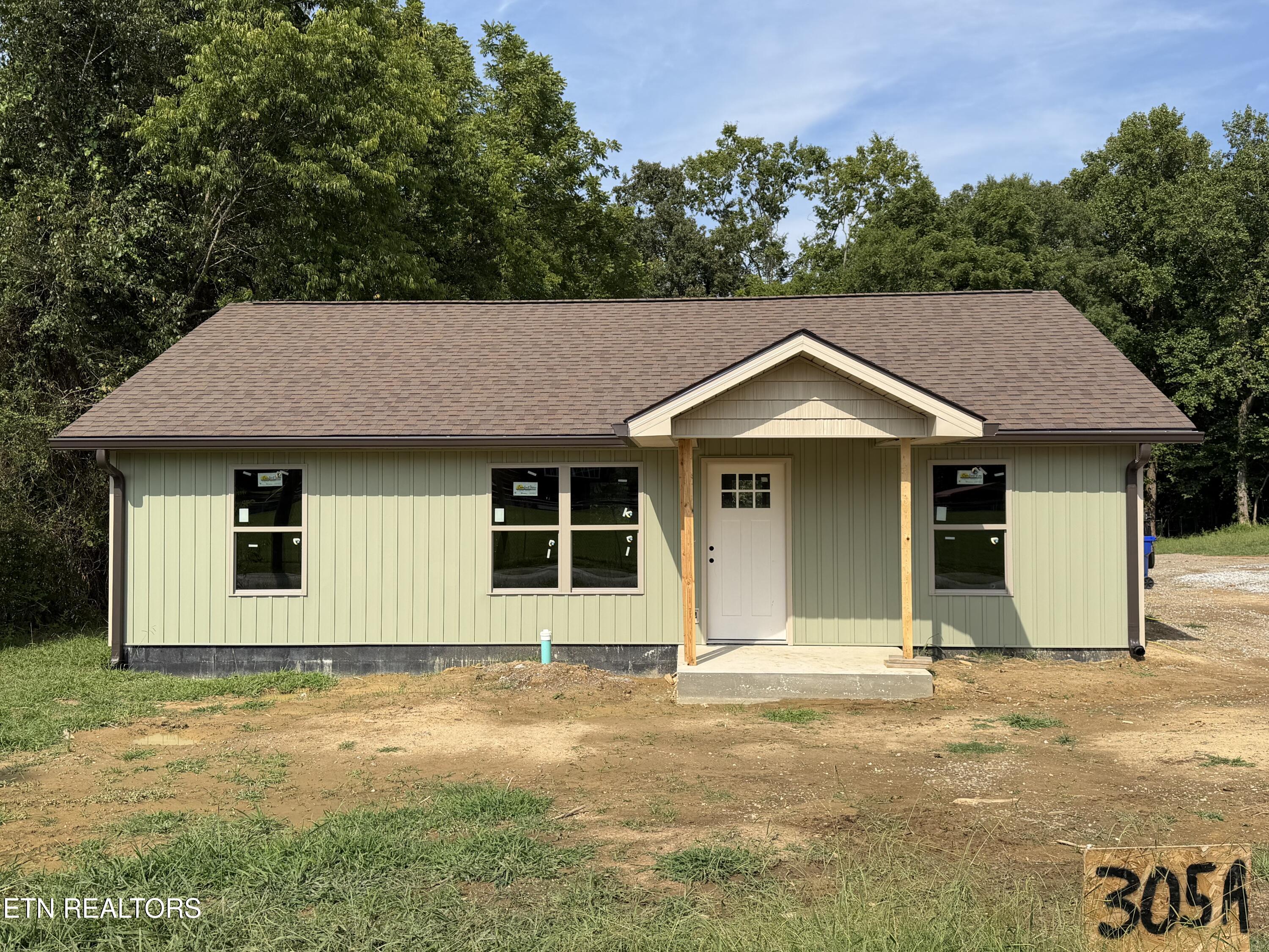 305A S Fowler Street Clinton TN 37716