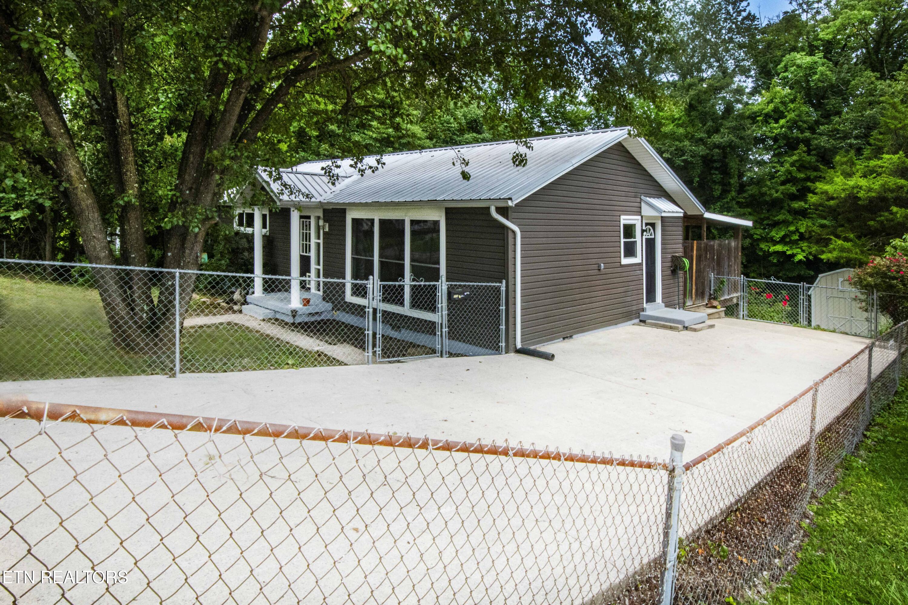 114 E Arrowwood Road Oak Ridge TN 37830