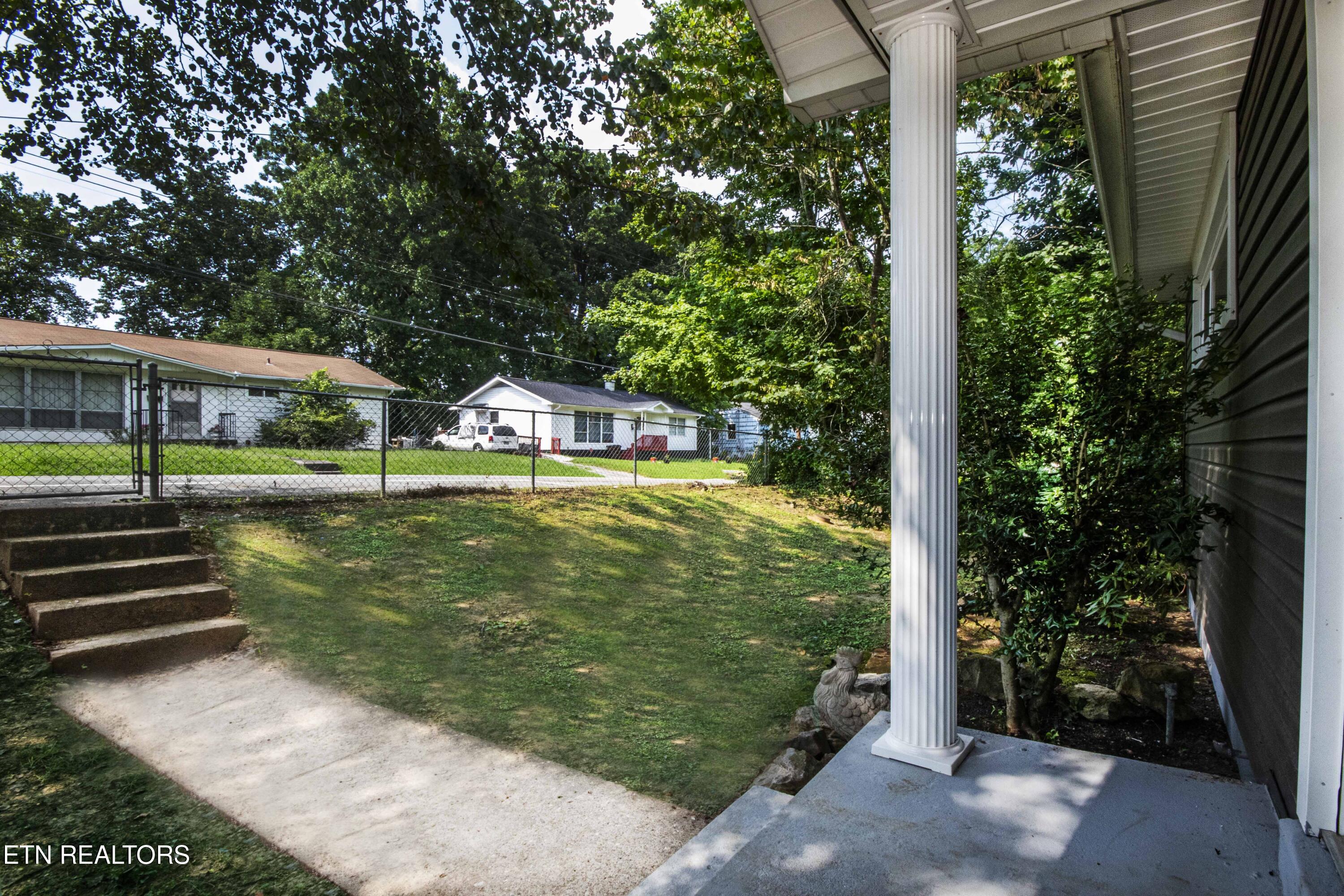 114 E Arrowwood Road Oak Ridge TN 37830