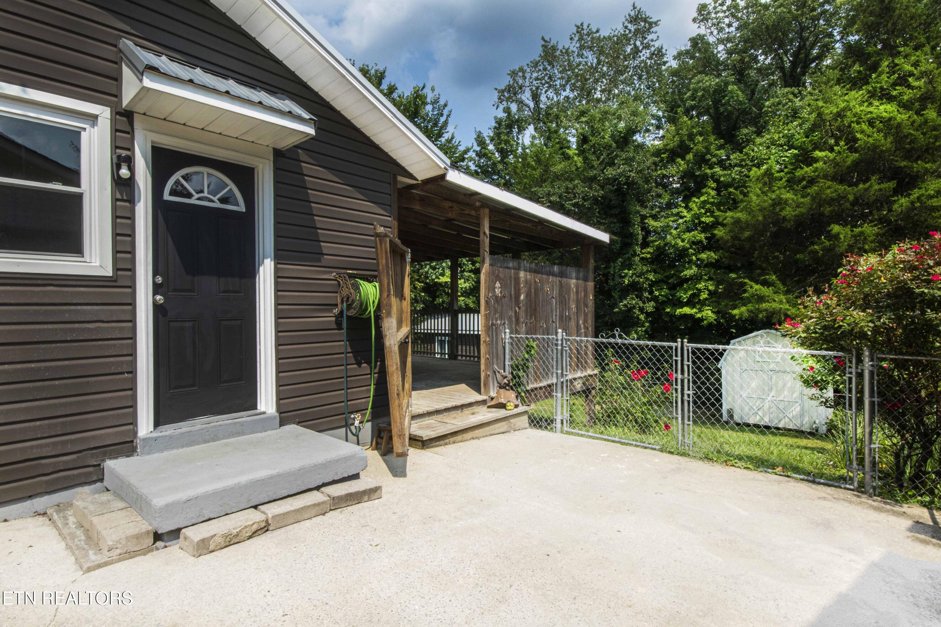 114 E Arrowwood Road Oak Ridge TN 37830