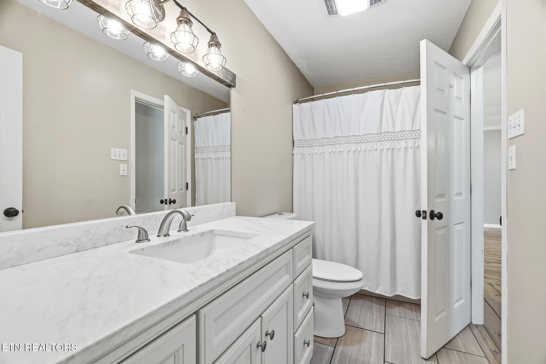 200 Doe Run Boulevard Clinton TN 37716