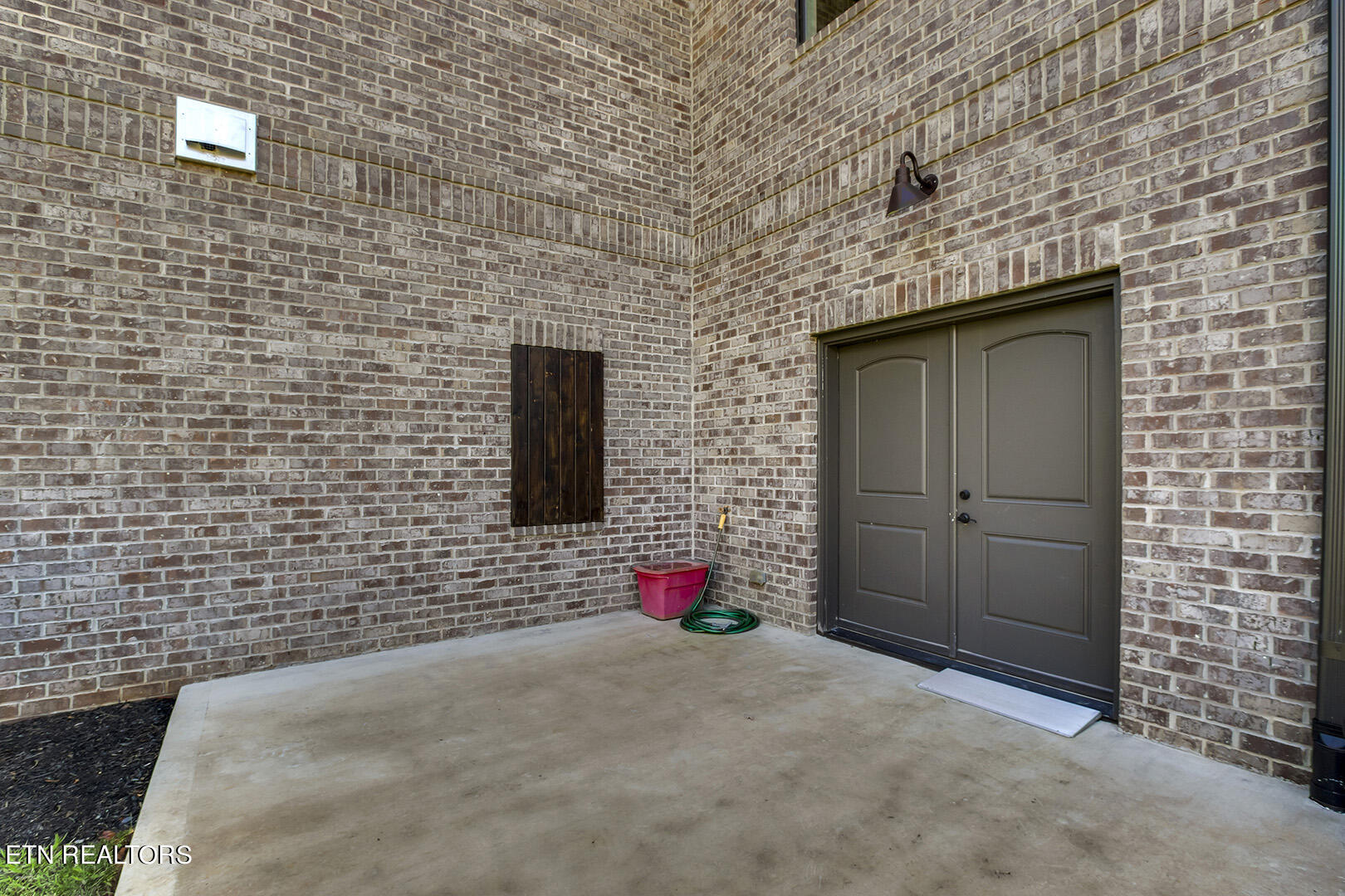 17012 Lighthouse Pointe Drive Lenoir City TN 37772