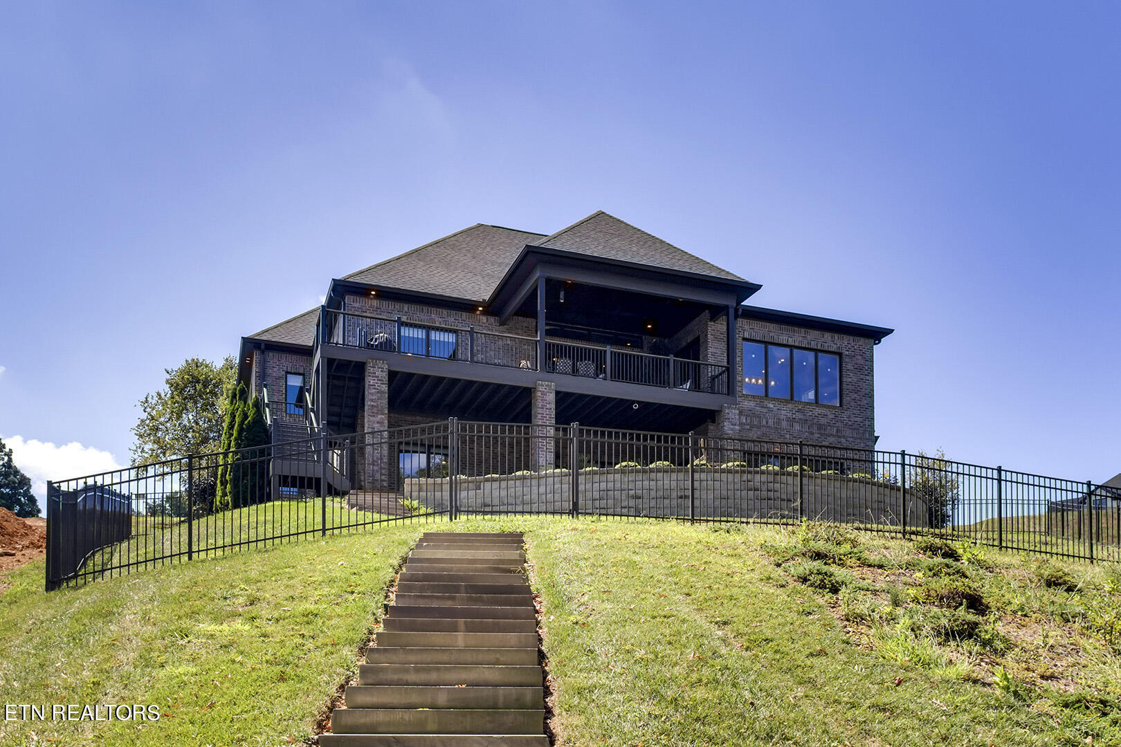 17012 Lighthouse Pointe Drive Lenoir City TN 37772
