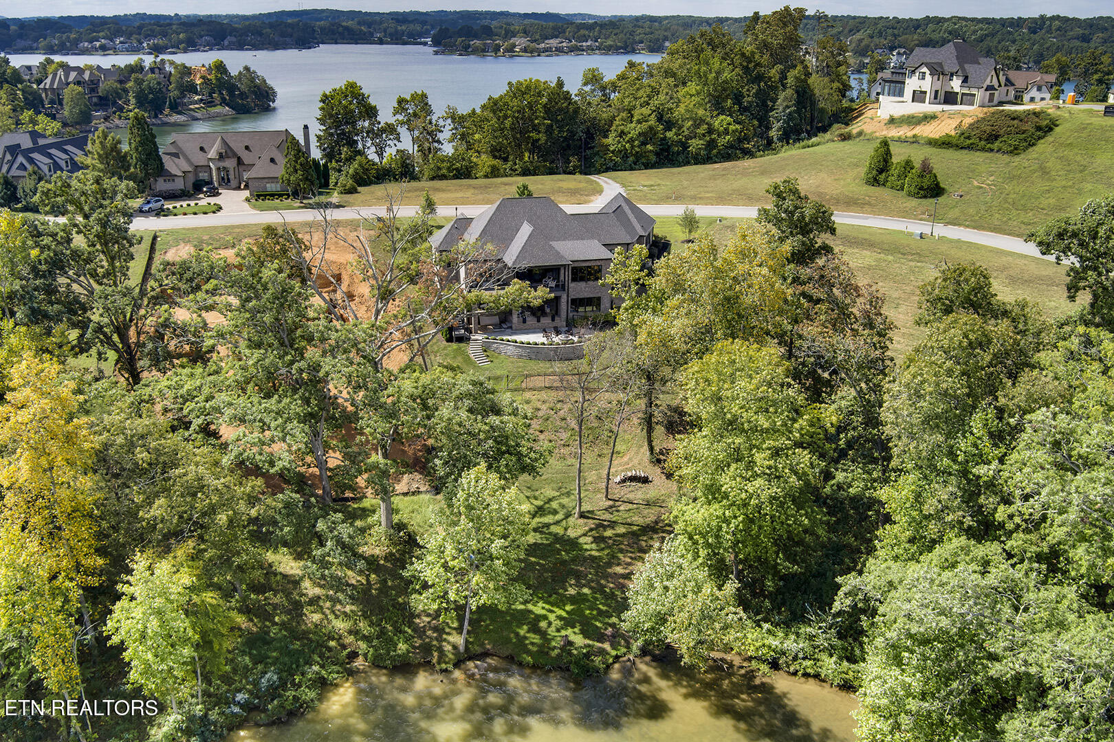 17012 Lighthouse Pointe Drive Lenoir City TN 37772