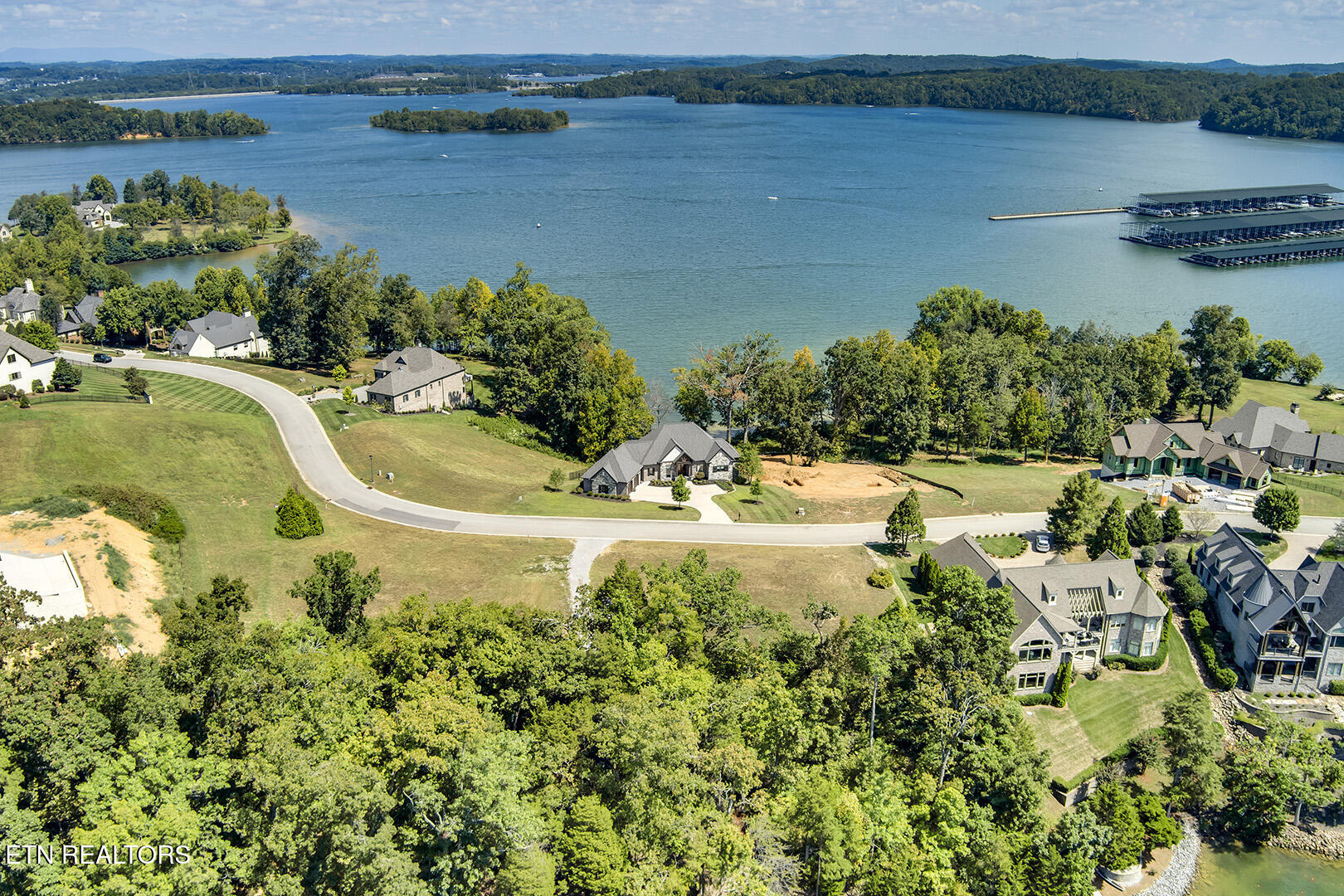 17012 Lighthouse Pointe Drive Lenoir City TN 37772