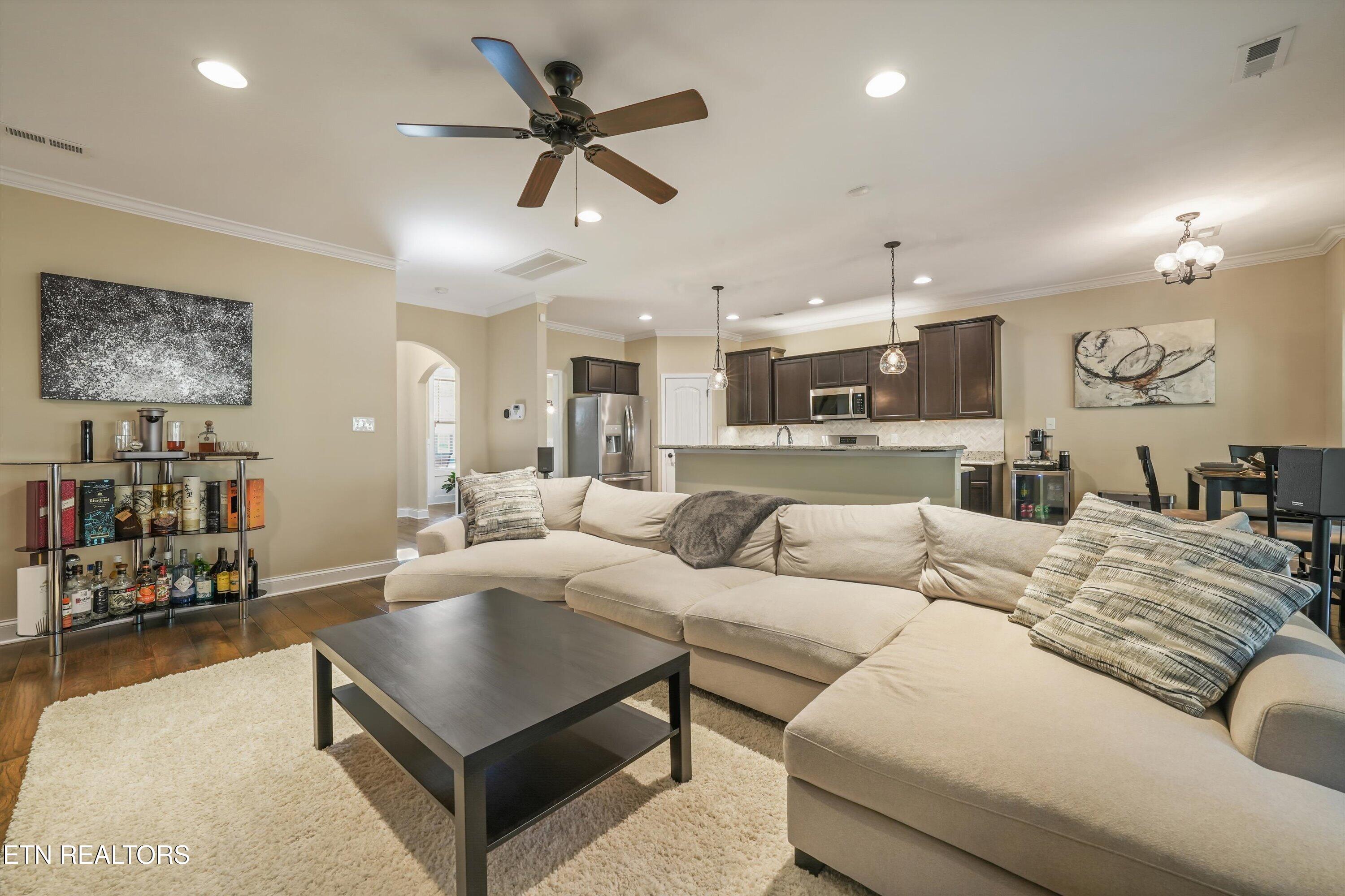 1218 Peake Lane Knoxville TN 37922