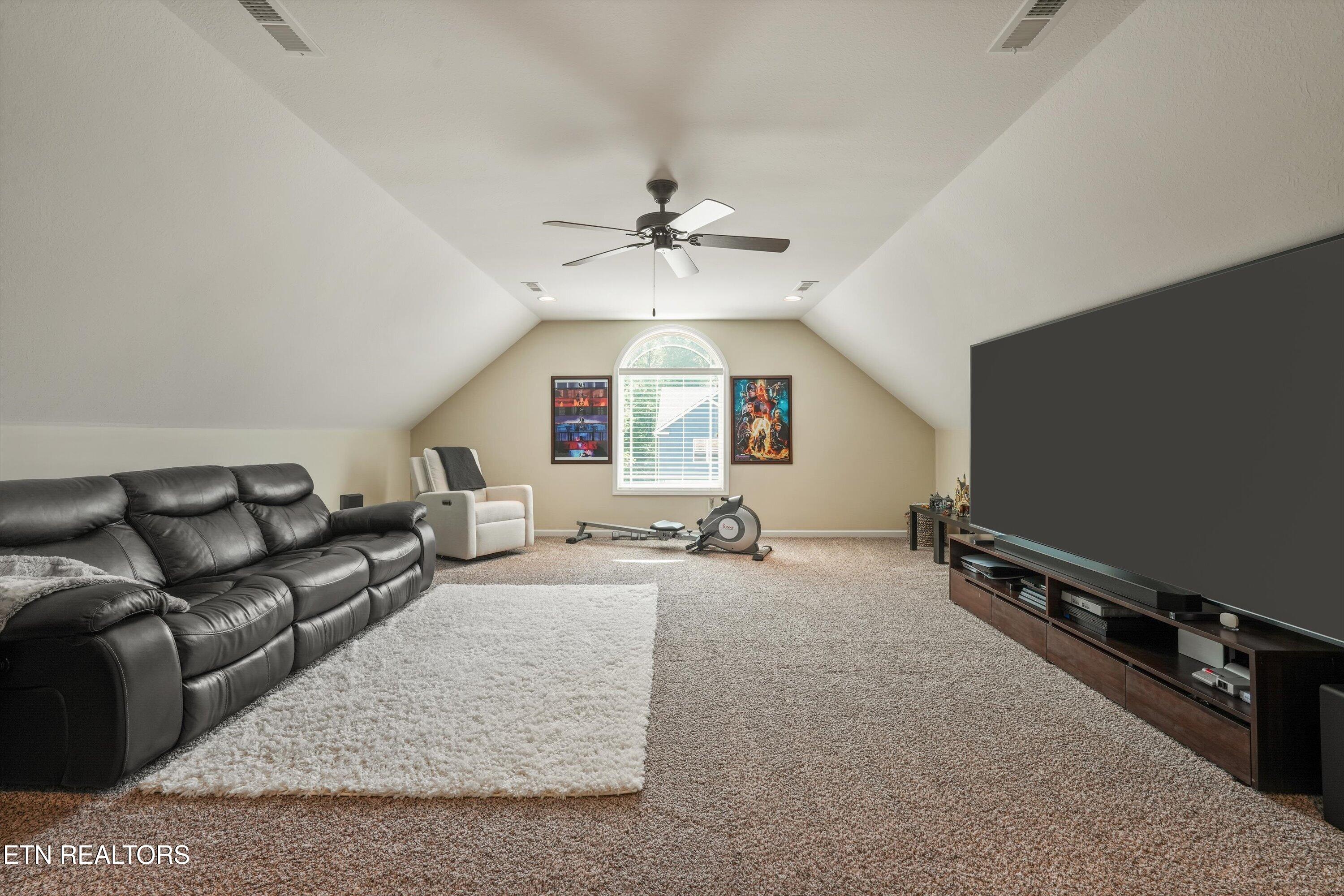 1218 Peake Lane Knoxville TN 37922