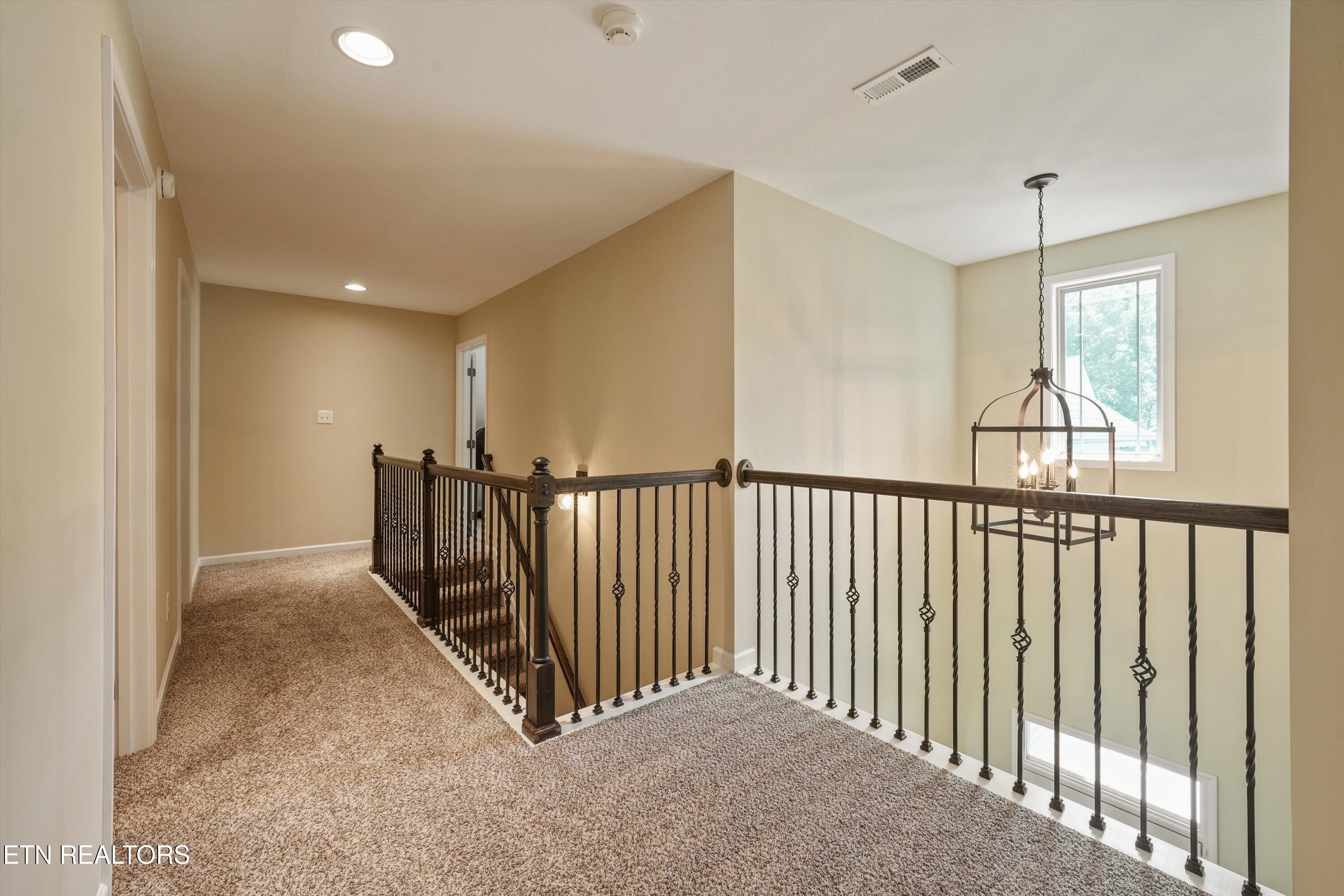 1218 Peake Lane Knoxville TN 37922