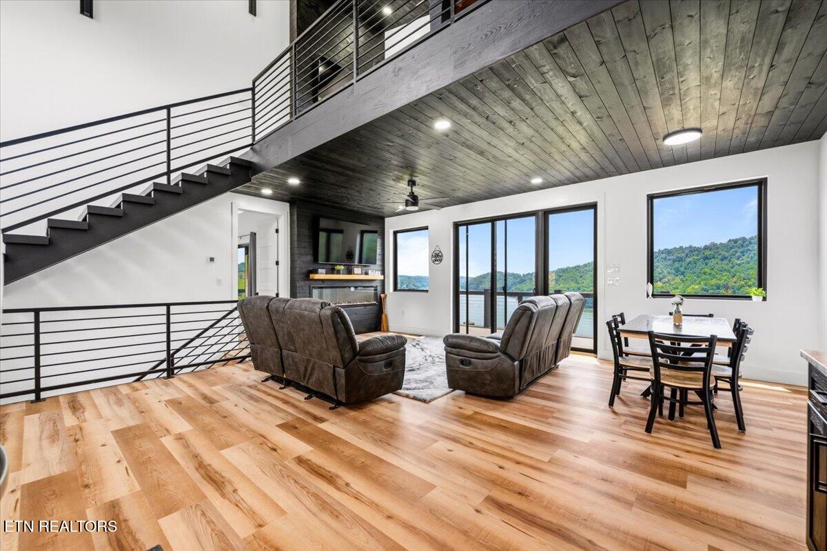 502 Cameron Loop Lane Lafollette TN 37766