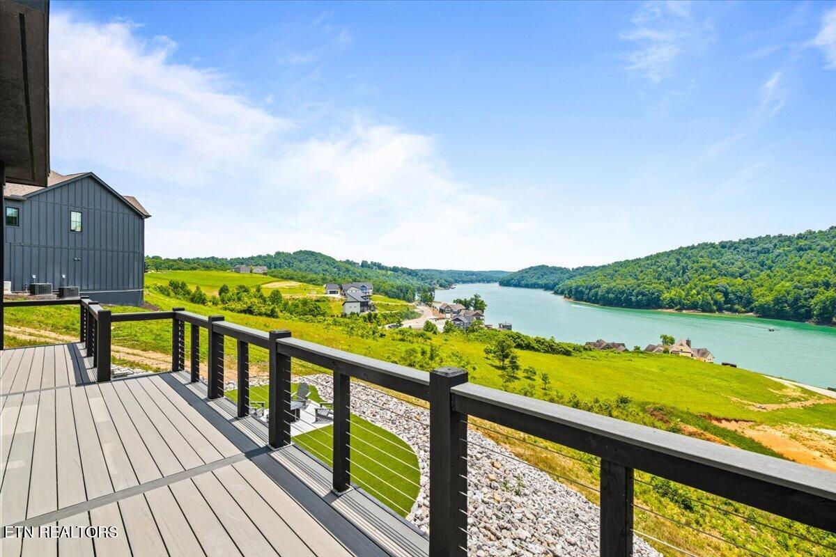 502 Cameron Loop Lane Lafollette TN 37766