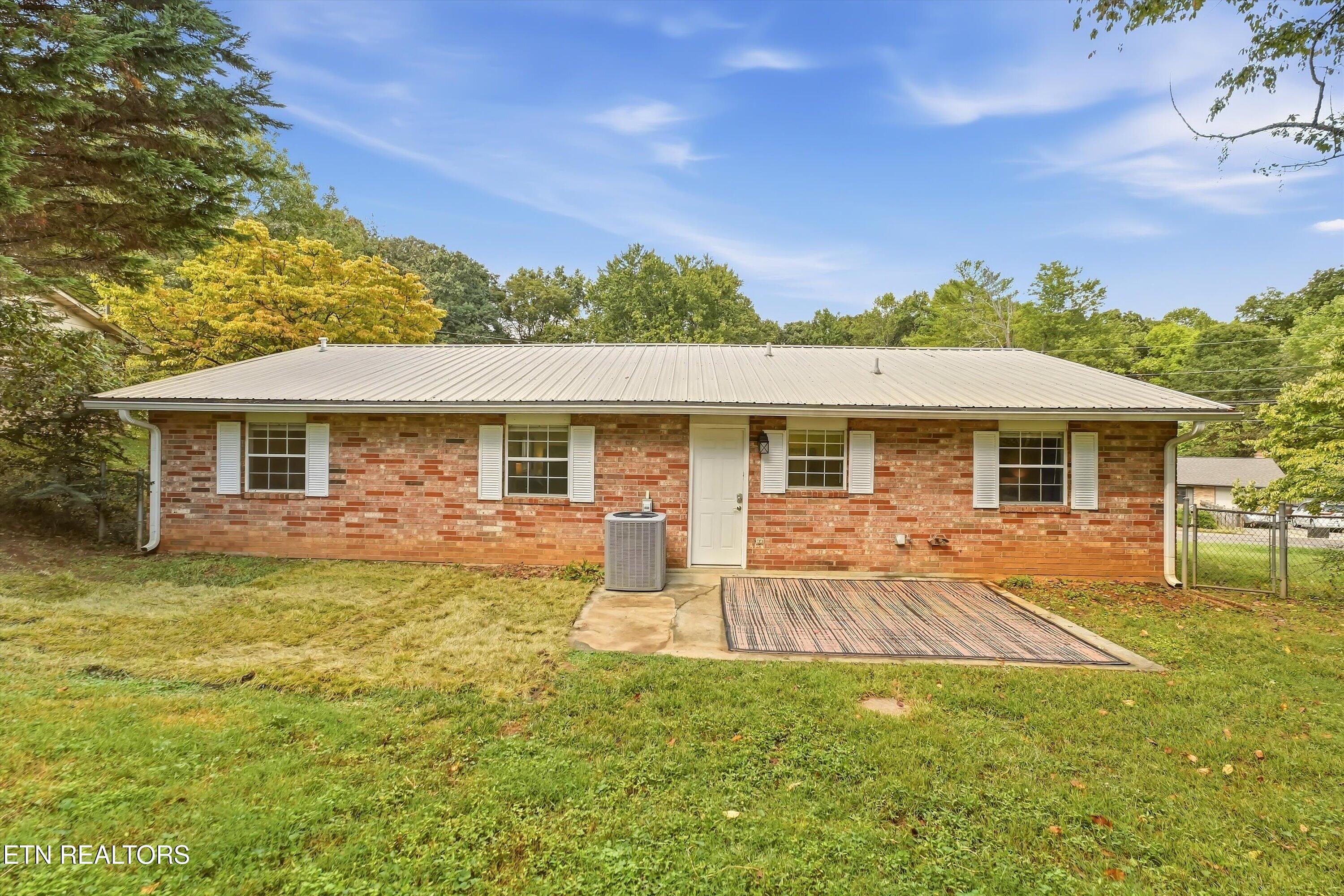 5608 Ridgetop Road Knoxville TN 37921