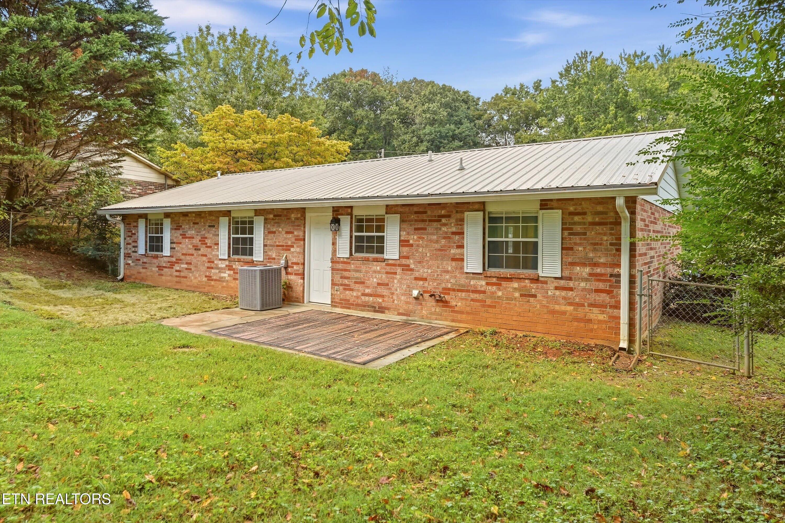 5608 Ridgetop Road Knoxville TN 37921