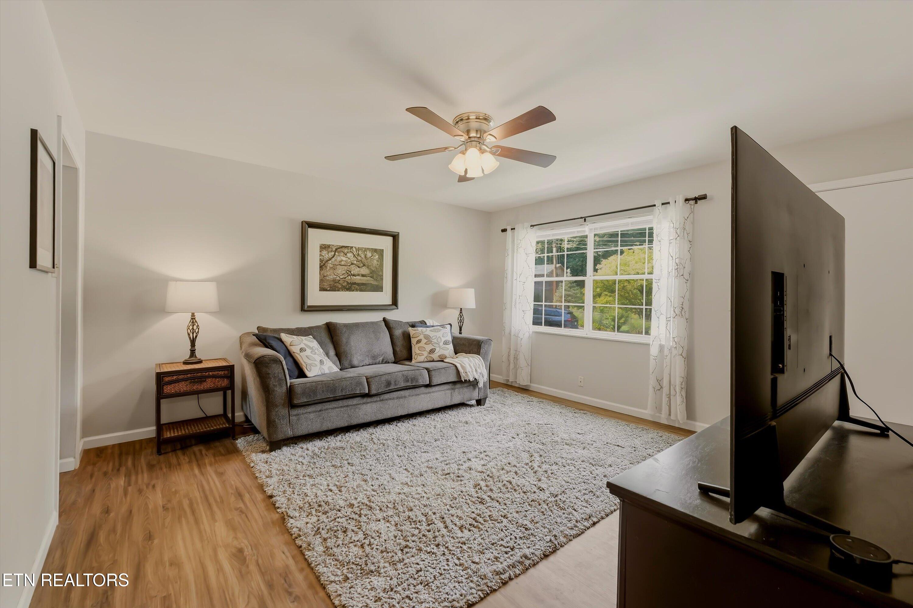 5608 Ridgetop Road Knoxville TN 37921