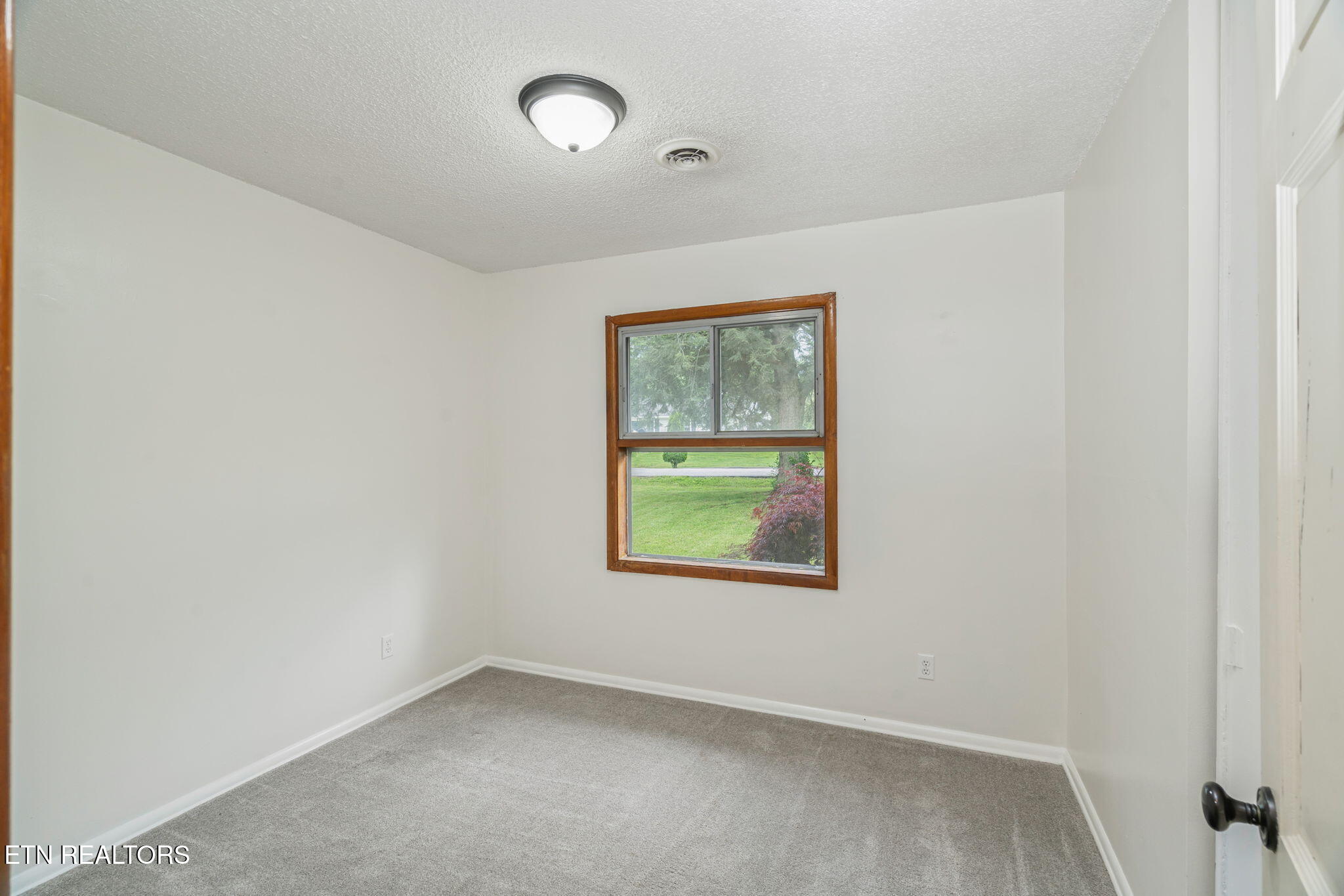 4526 Nicholas Road Knoxville TN 37912