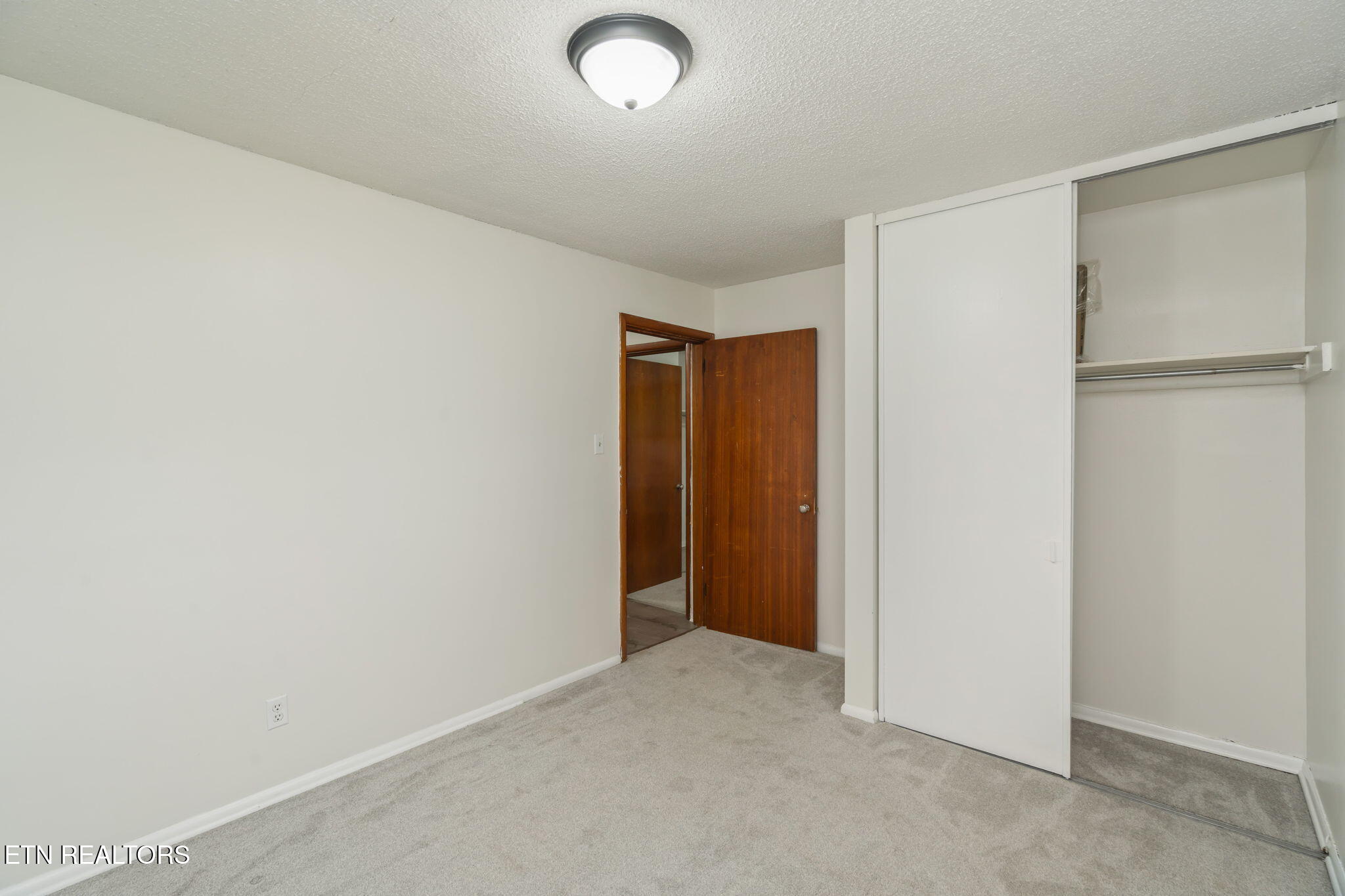 4526 Nicholas Road Knoxville TN 37912
