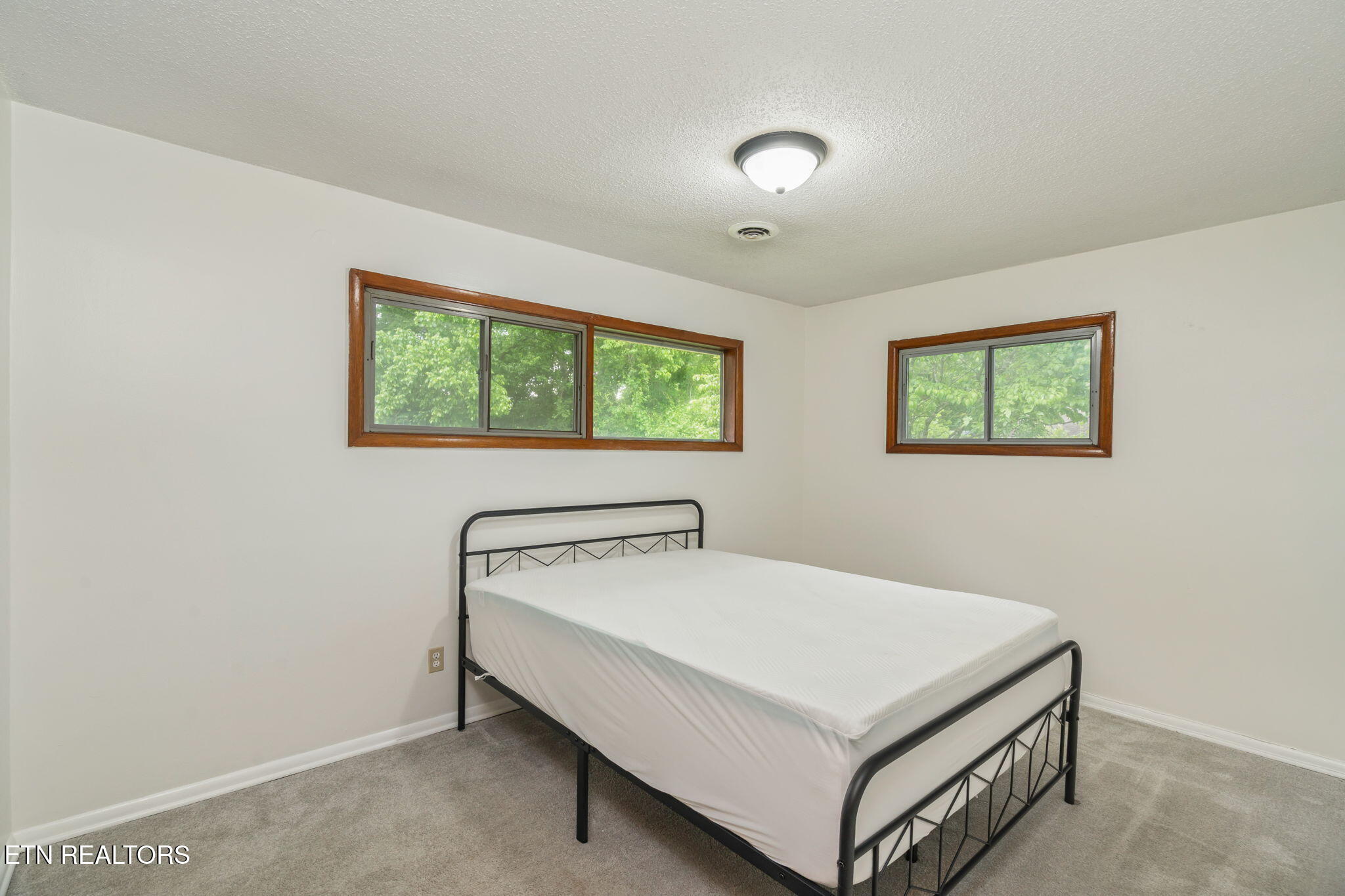4526 Nicholas Road Knoxville TN 37912