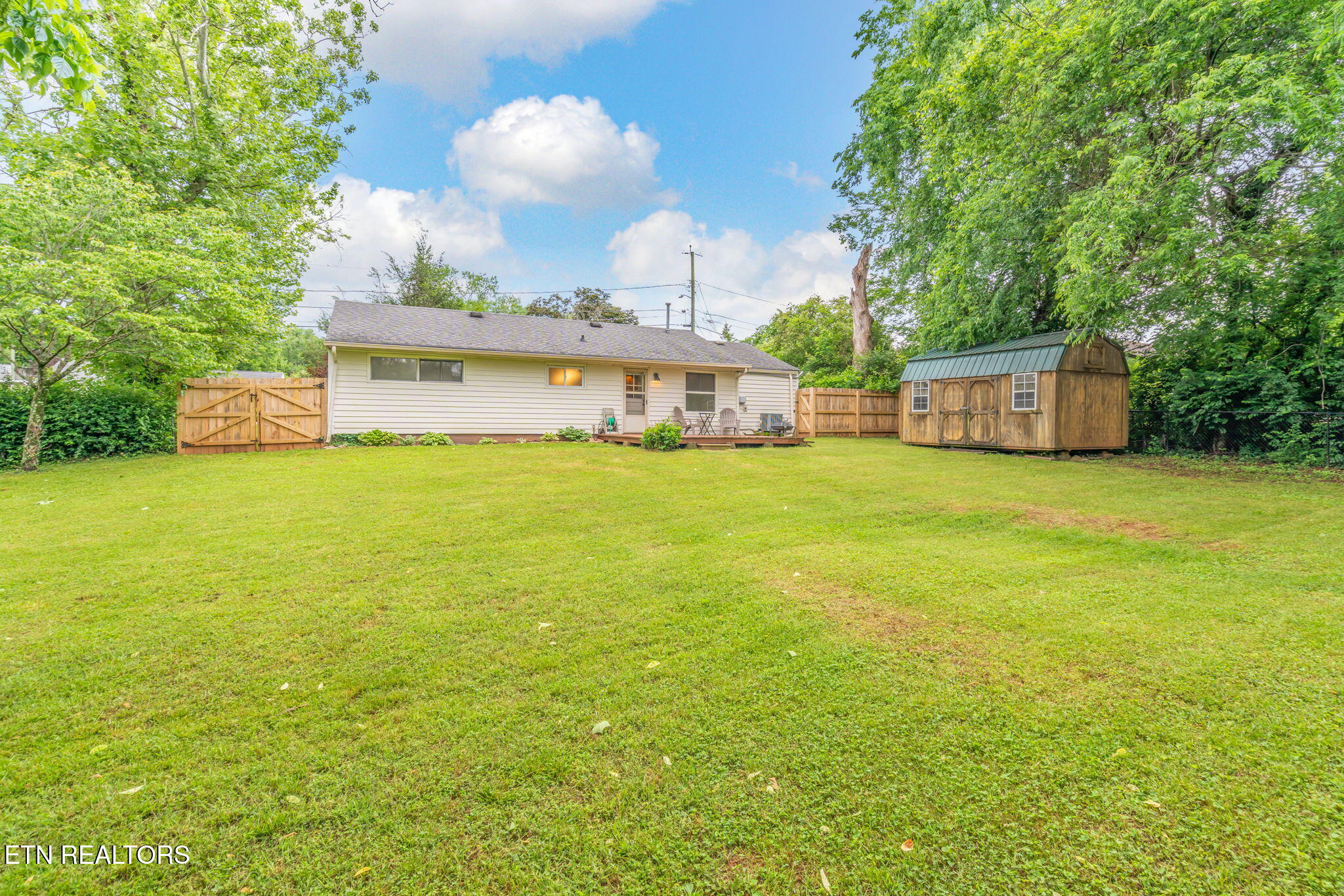 4526 Nicholas Road Knoxville TN 37912