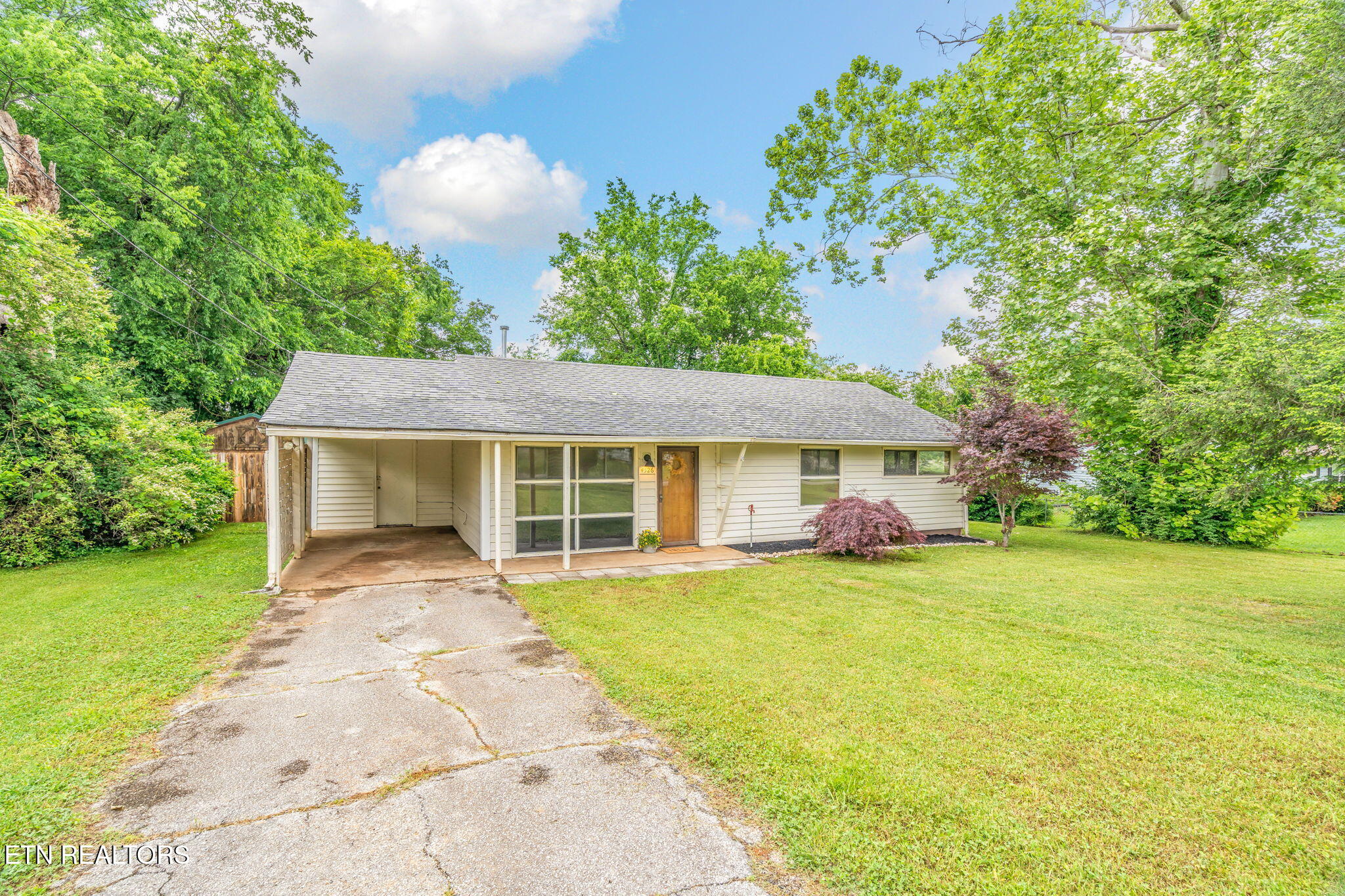 4526 Nicholas Road Knoxville TN 37912