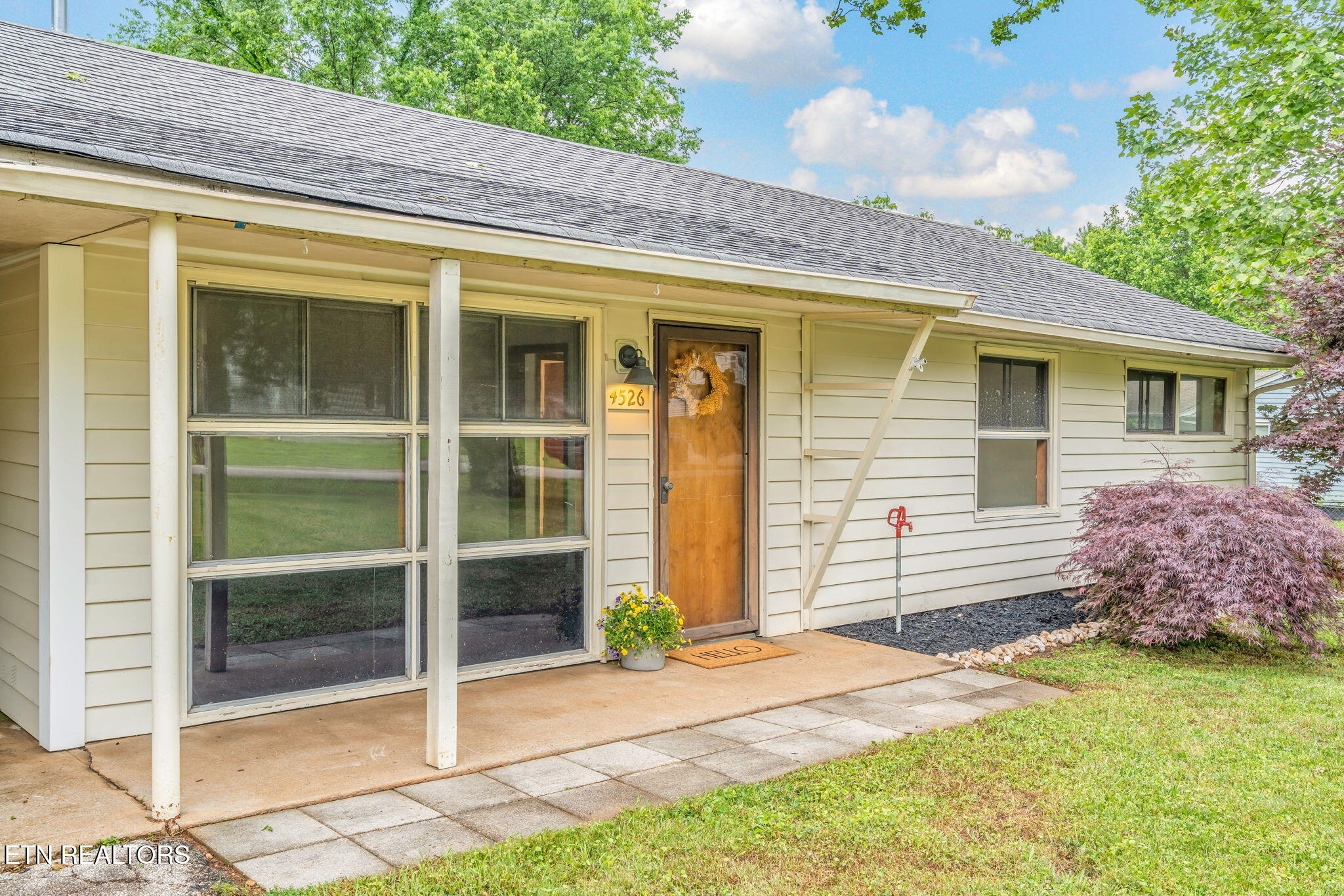 4526 Nicholas Road Knoxville TN 37912