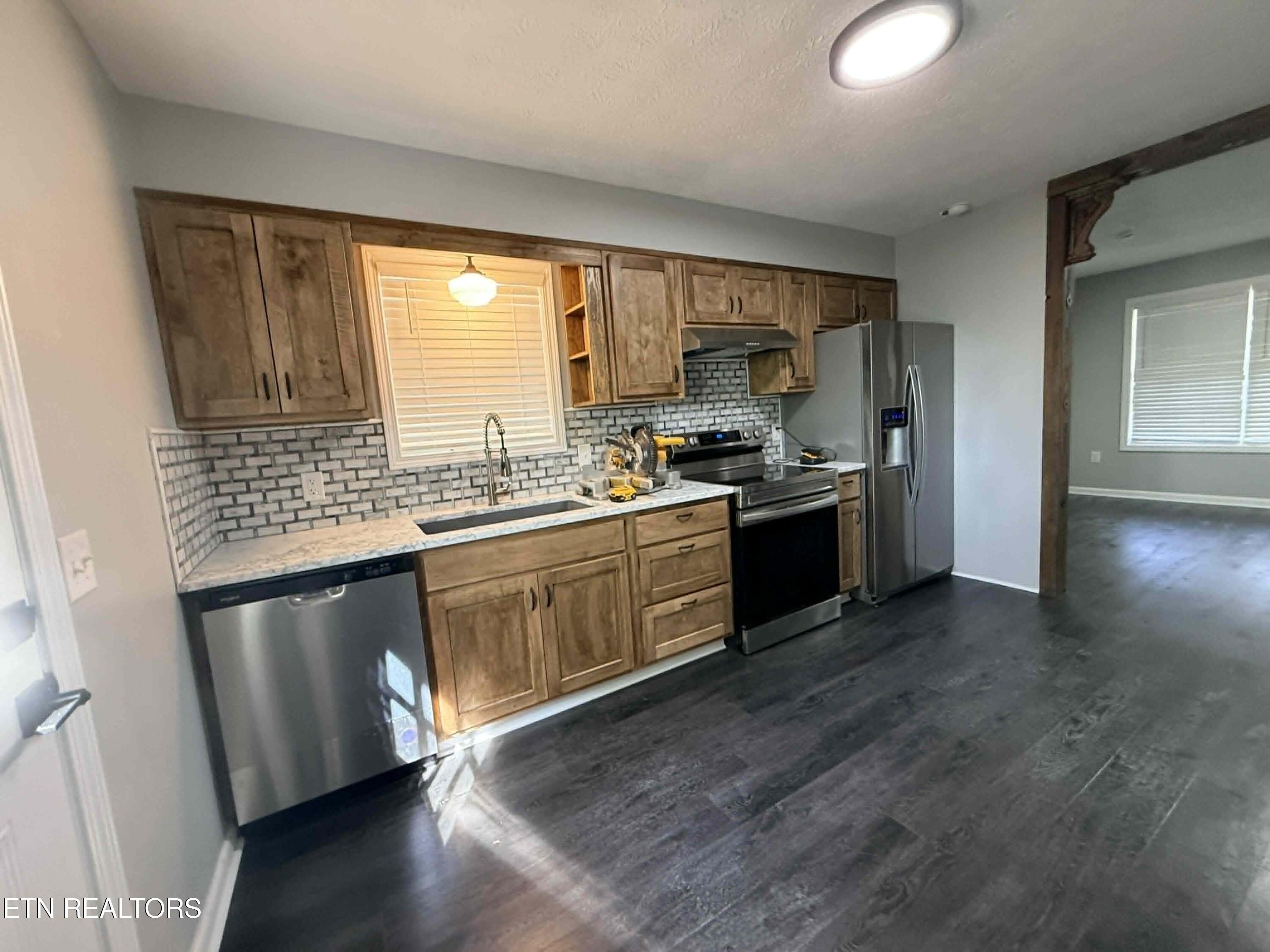 242 Joe Barnett Road Jamestown TN 38556