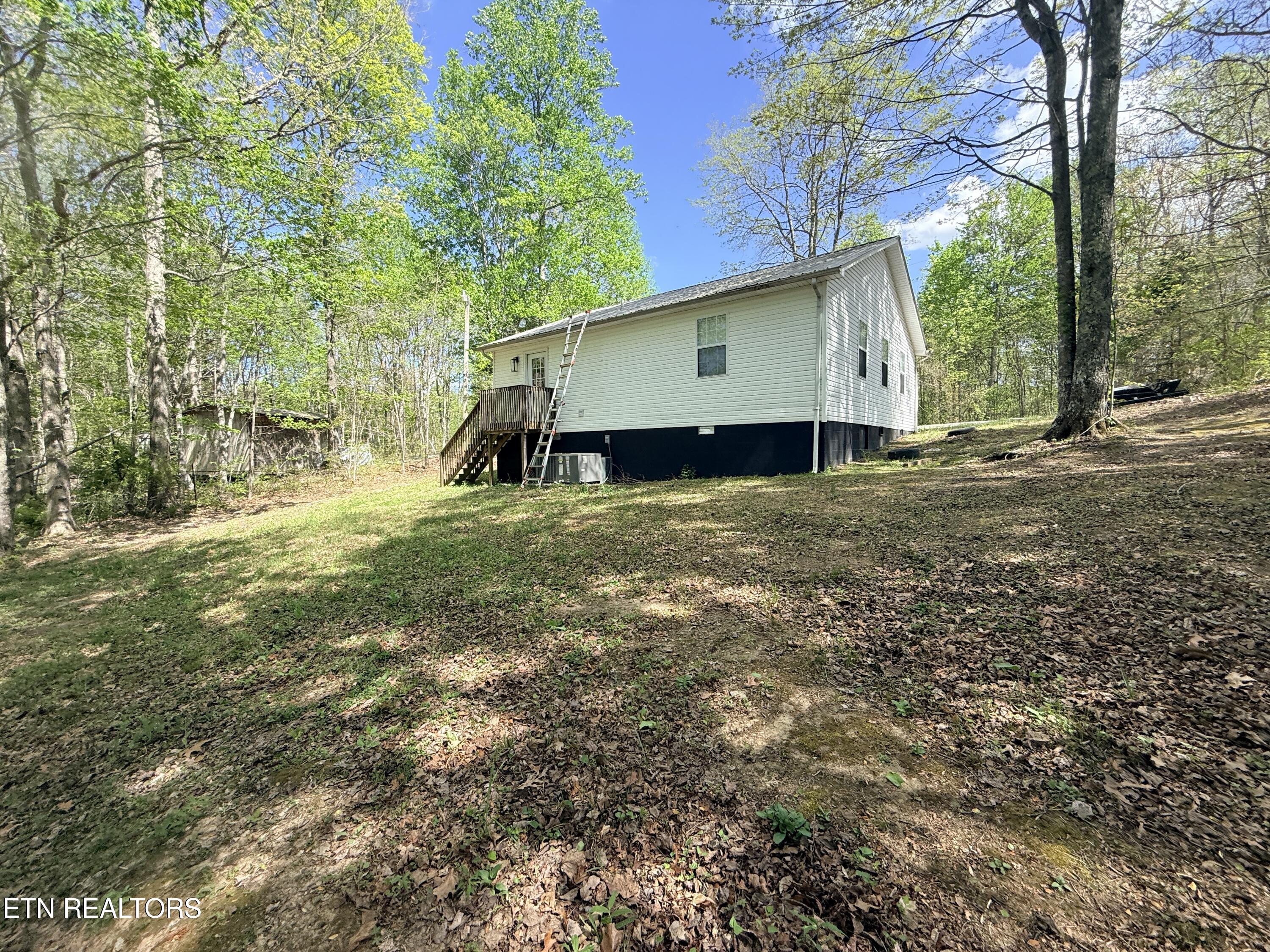 242 Joe Barnett Road Jamestown TN 38556