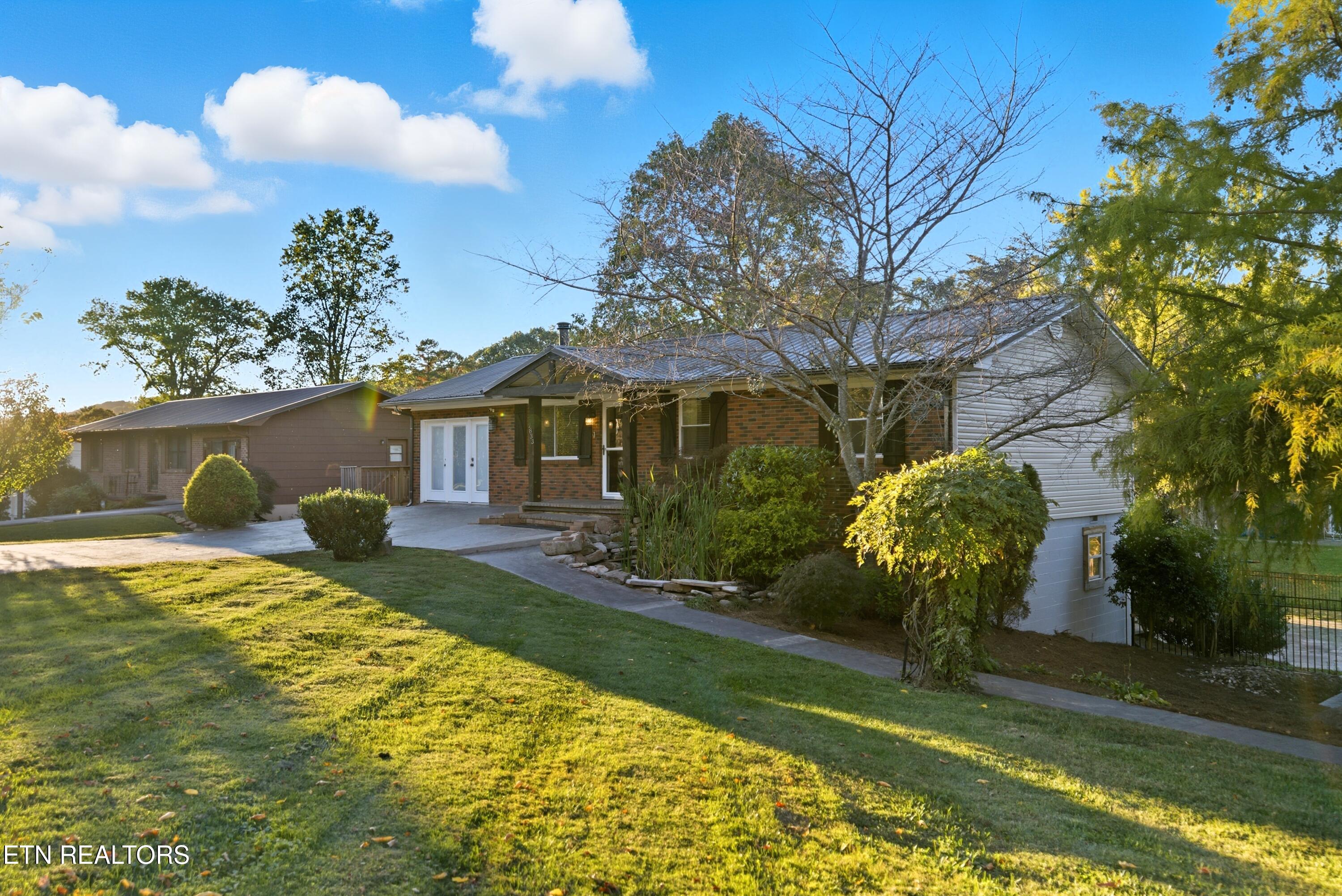 2833 Ithaca Drive Knoxville TN 37918