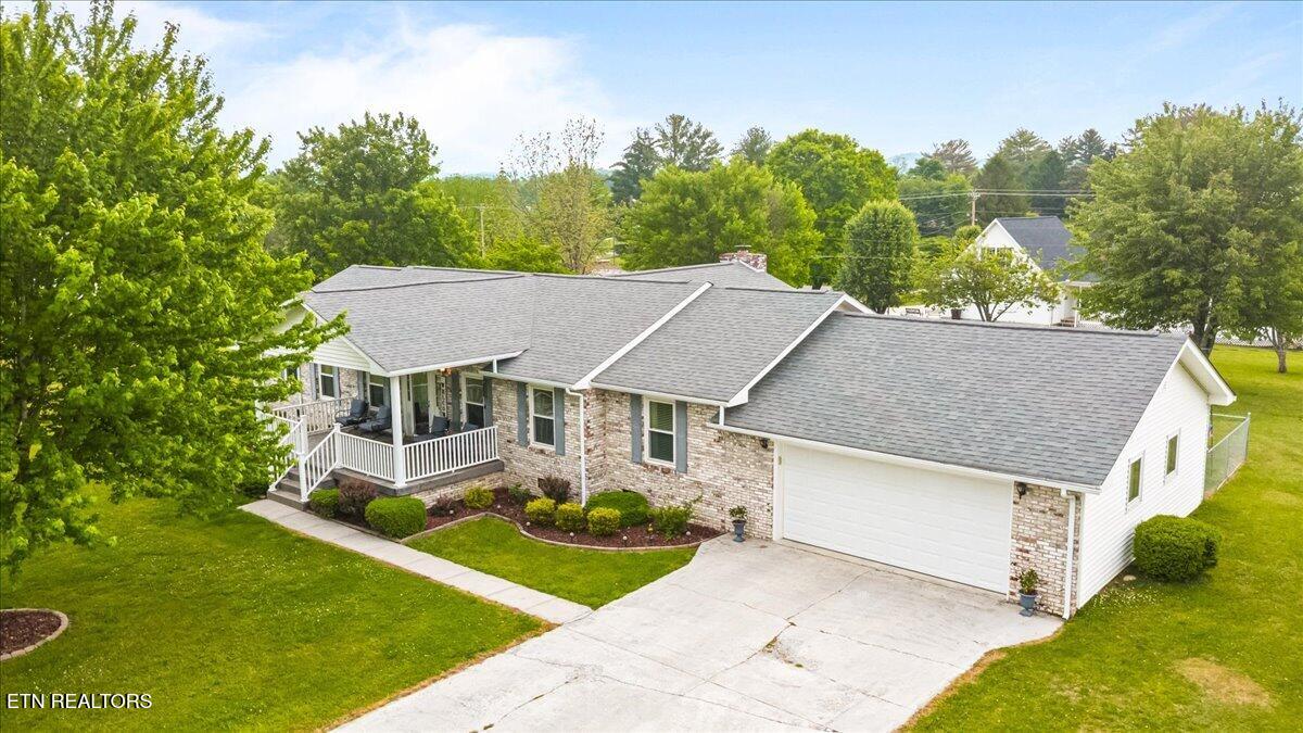 242 Thacker Drive Lafollette TN 37766
