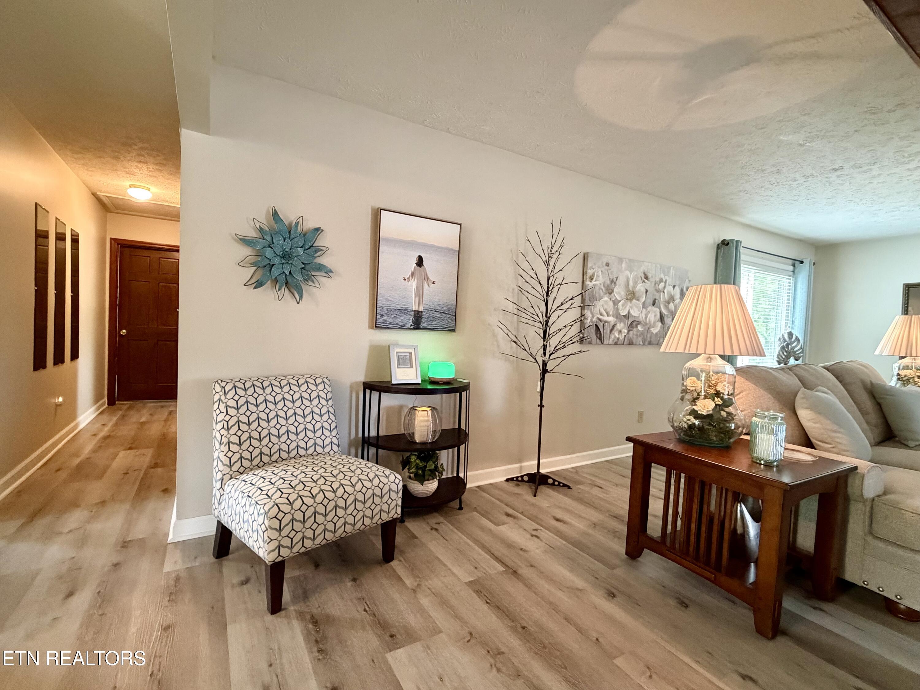 242 Thacker Drive Lafollette TN 37766