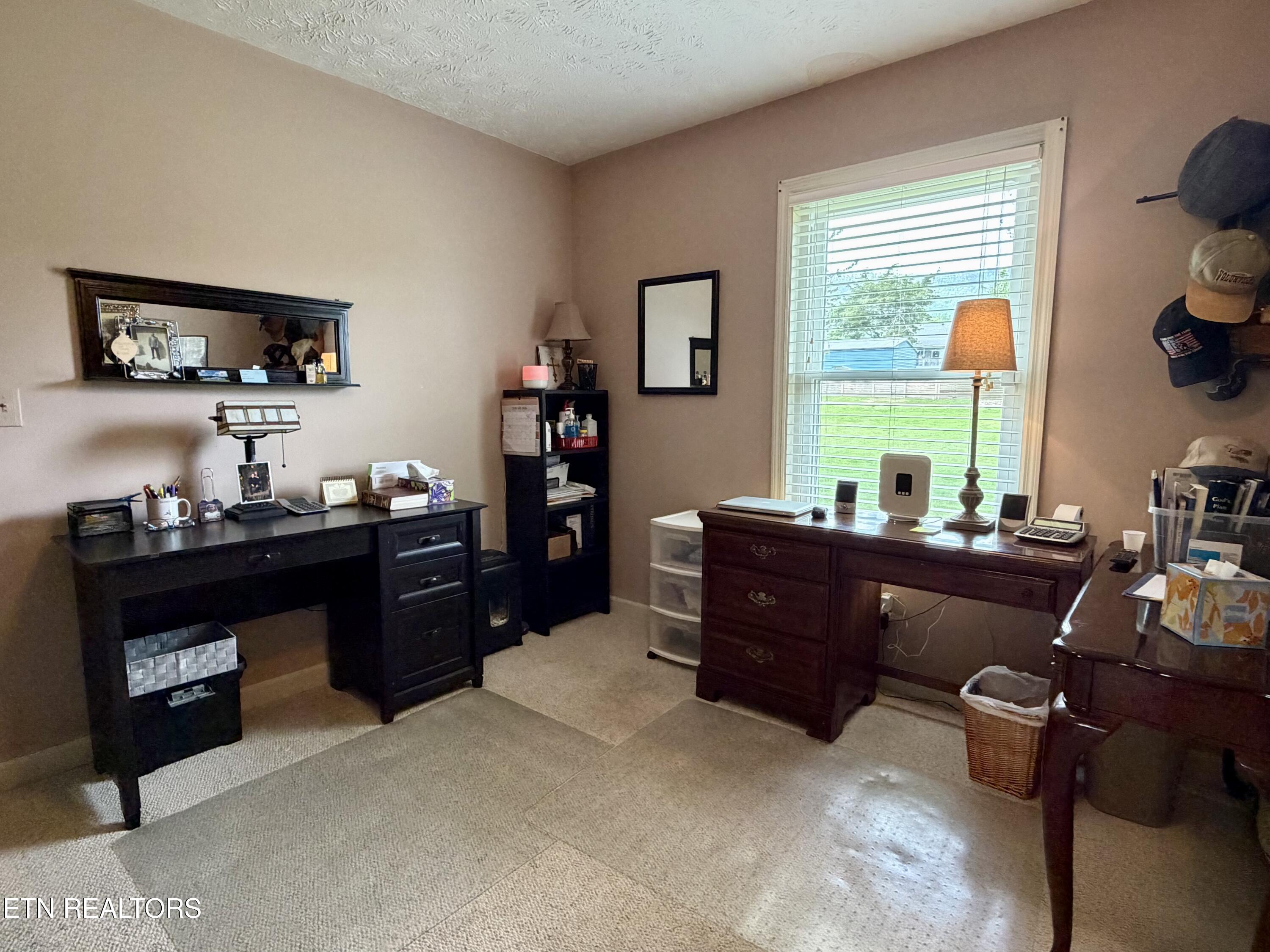 242 Thacker Drive Lafollette TN 37766