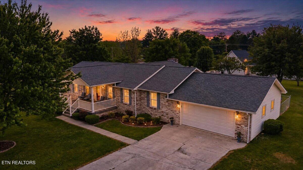 242 Thacker Drive Lafollette TN 37766