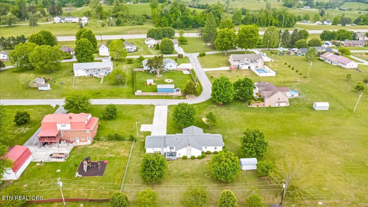 242 Thacker Drive Lafollette TN 37766
