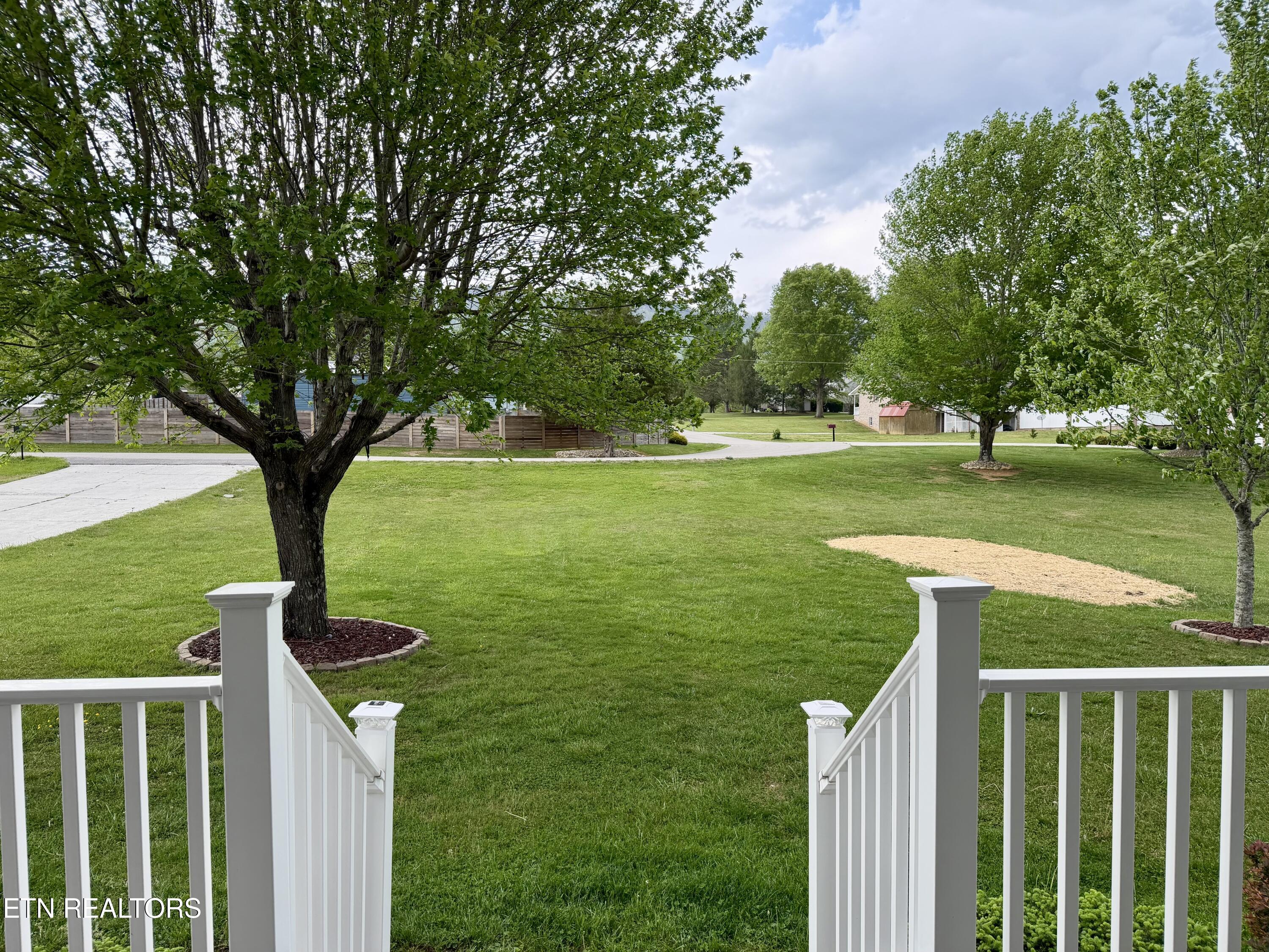 242 Thacker Drive Lafollette TN 37766