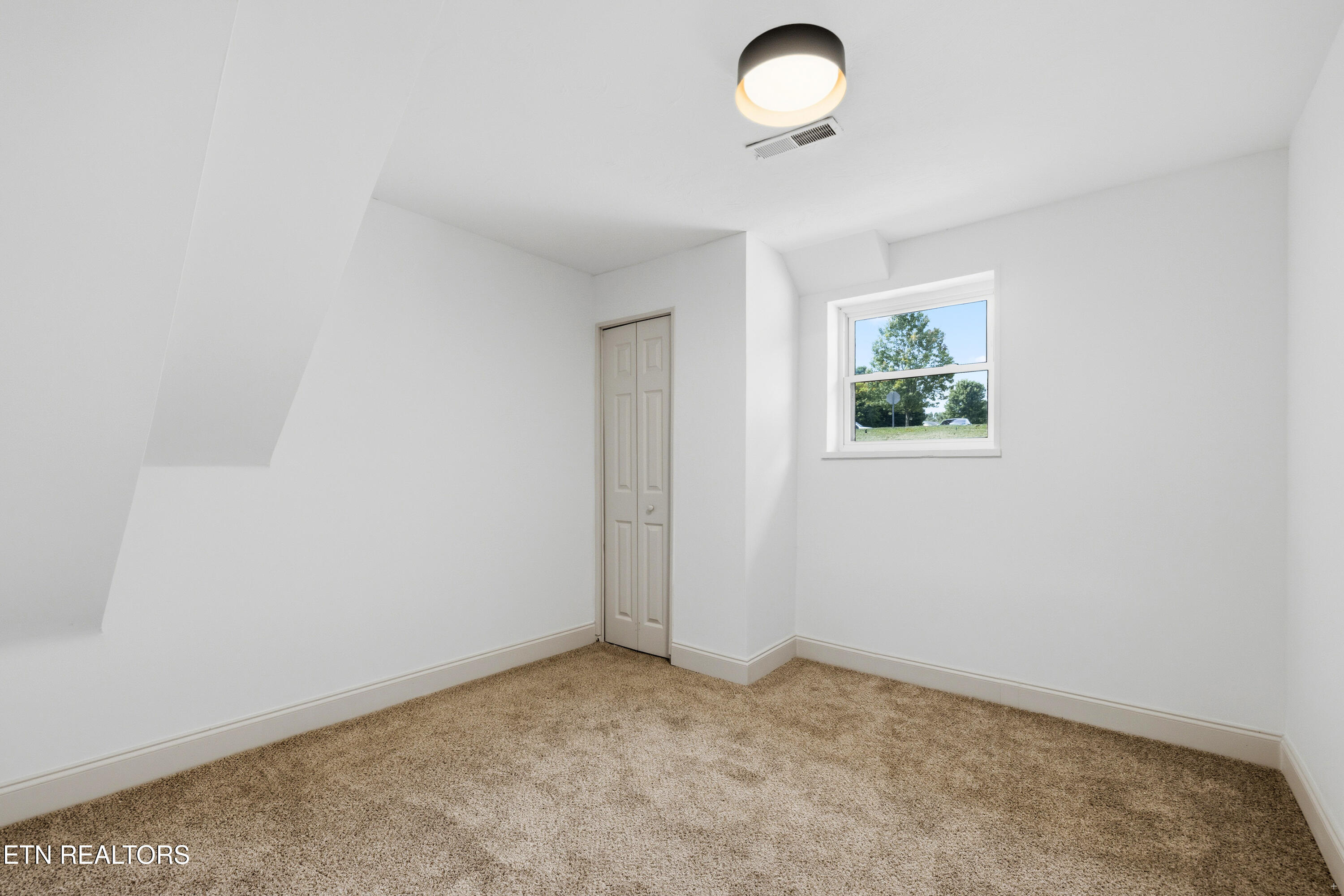 6015 John May Drive Knoxville TN 37921