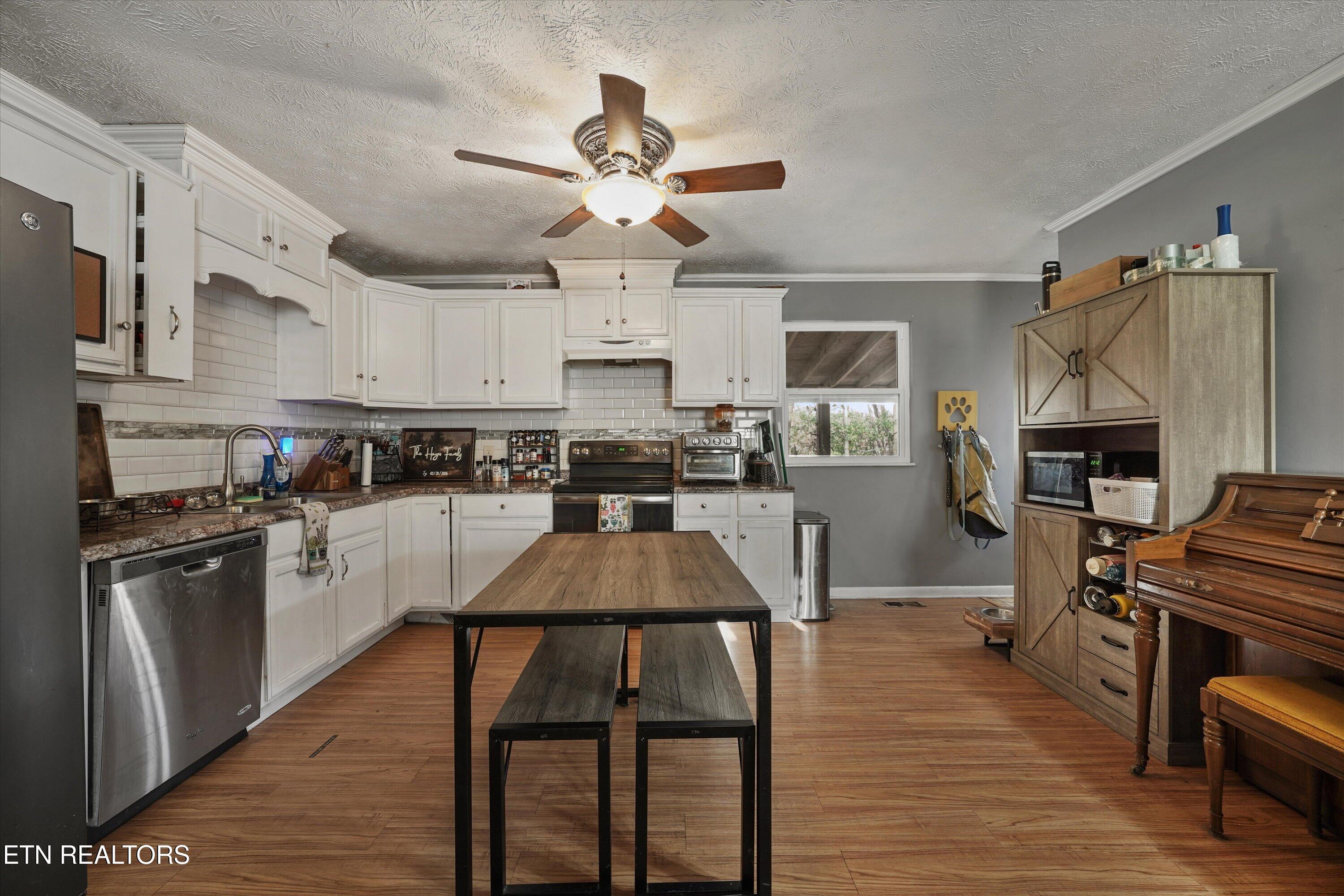 586 Randolph Drive Morristown TN 37813