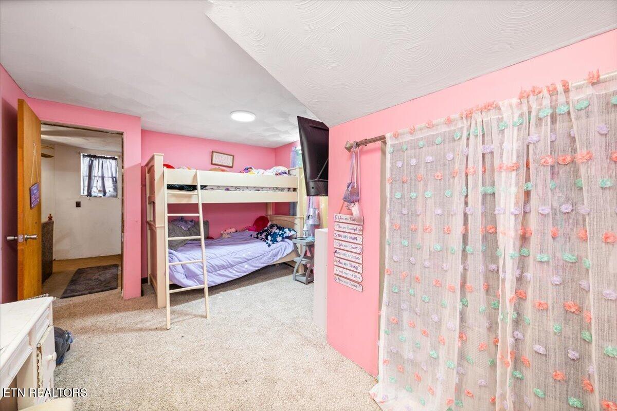 111 Longfield Road Rocky Top TN 37769