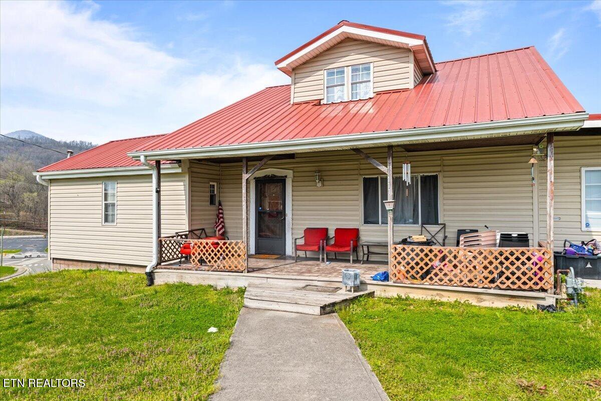 111 Longfield Road Rocky Top TN 37769