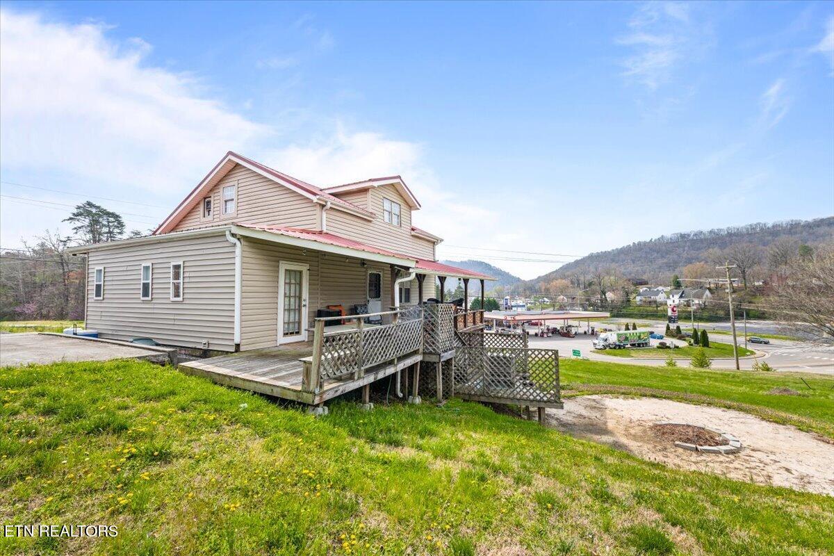 111 Longfield Road Rocky Top TN 37769