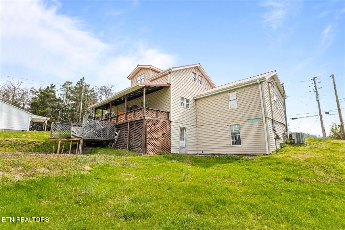 111 Longfield Road Rocky Top TN 37769