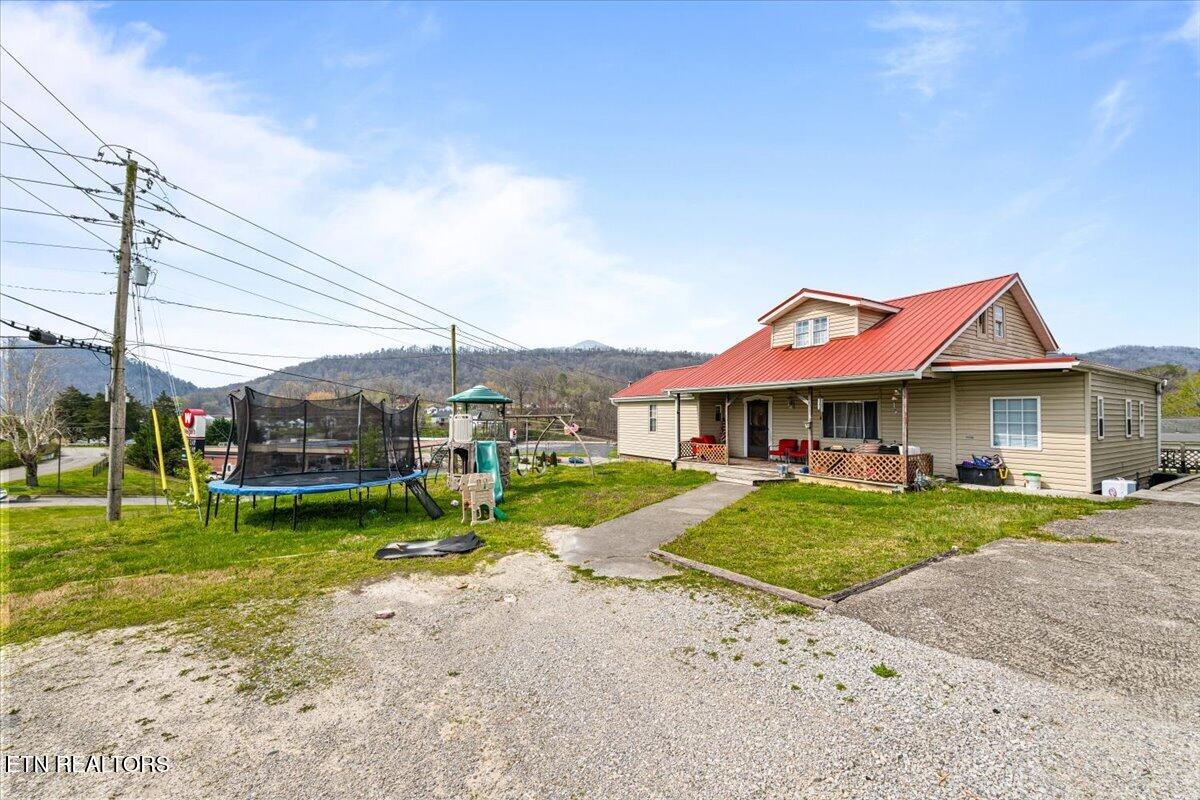 111 Longfield Road Rocky Top TN 37769