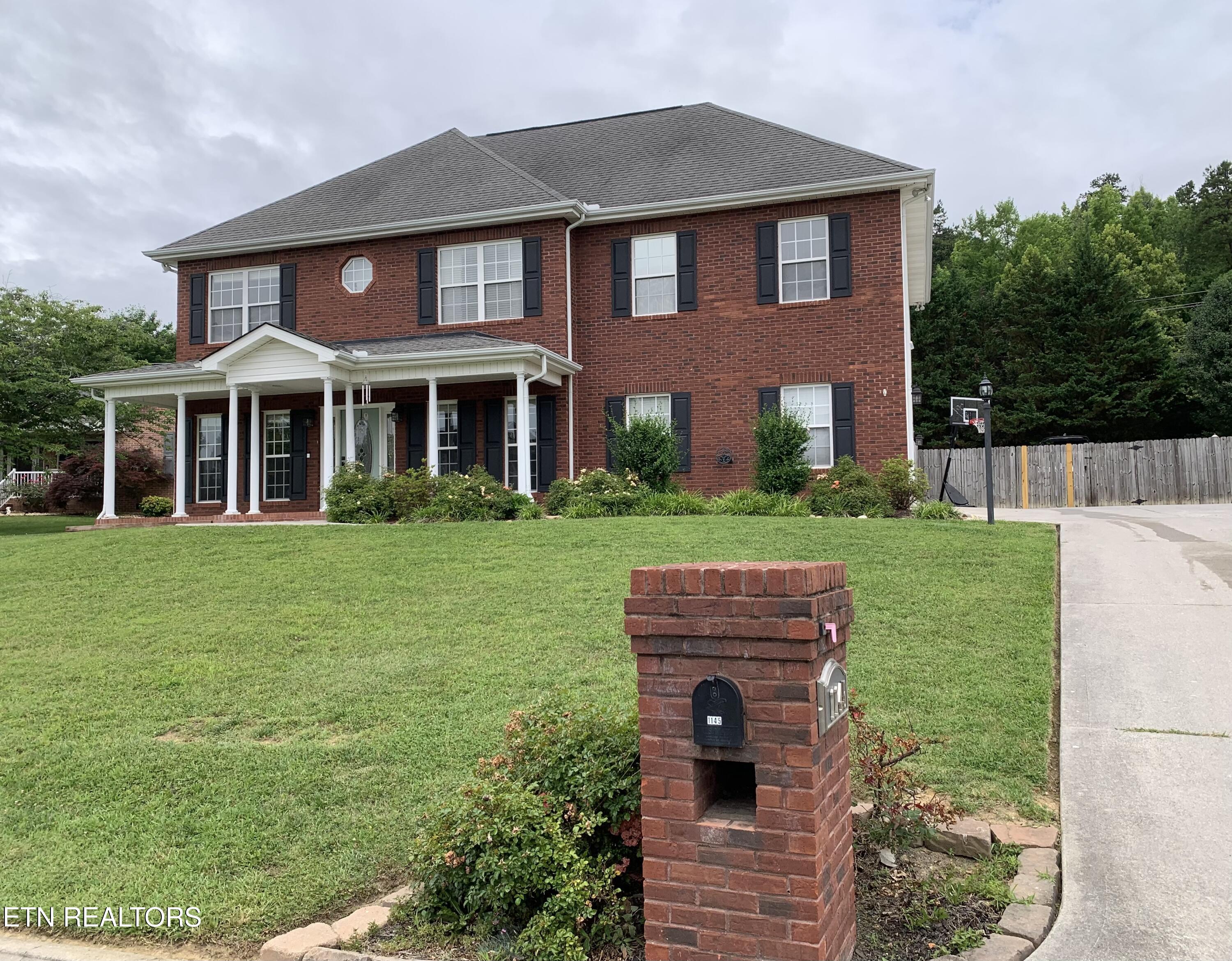 Knoxville TN, 1145 Paxton Drive