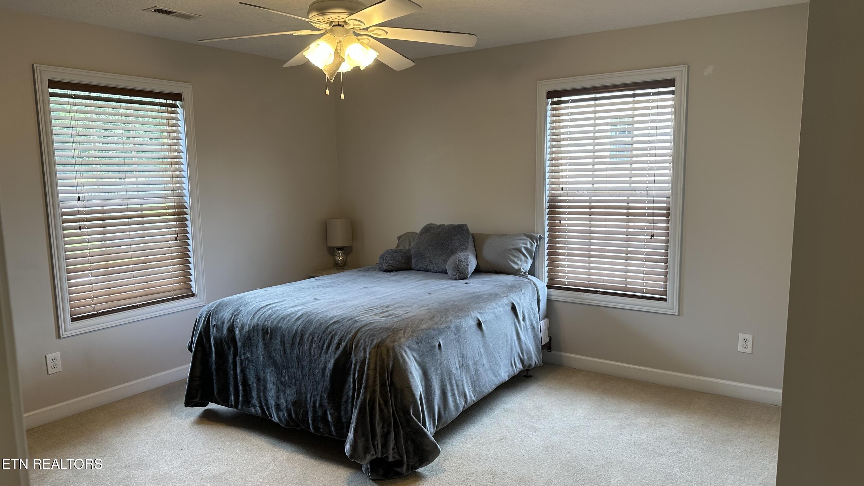 1145 Paxton Drive Knoxville TN 37918