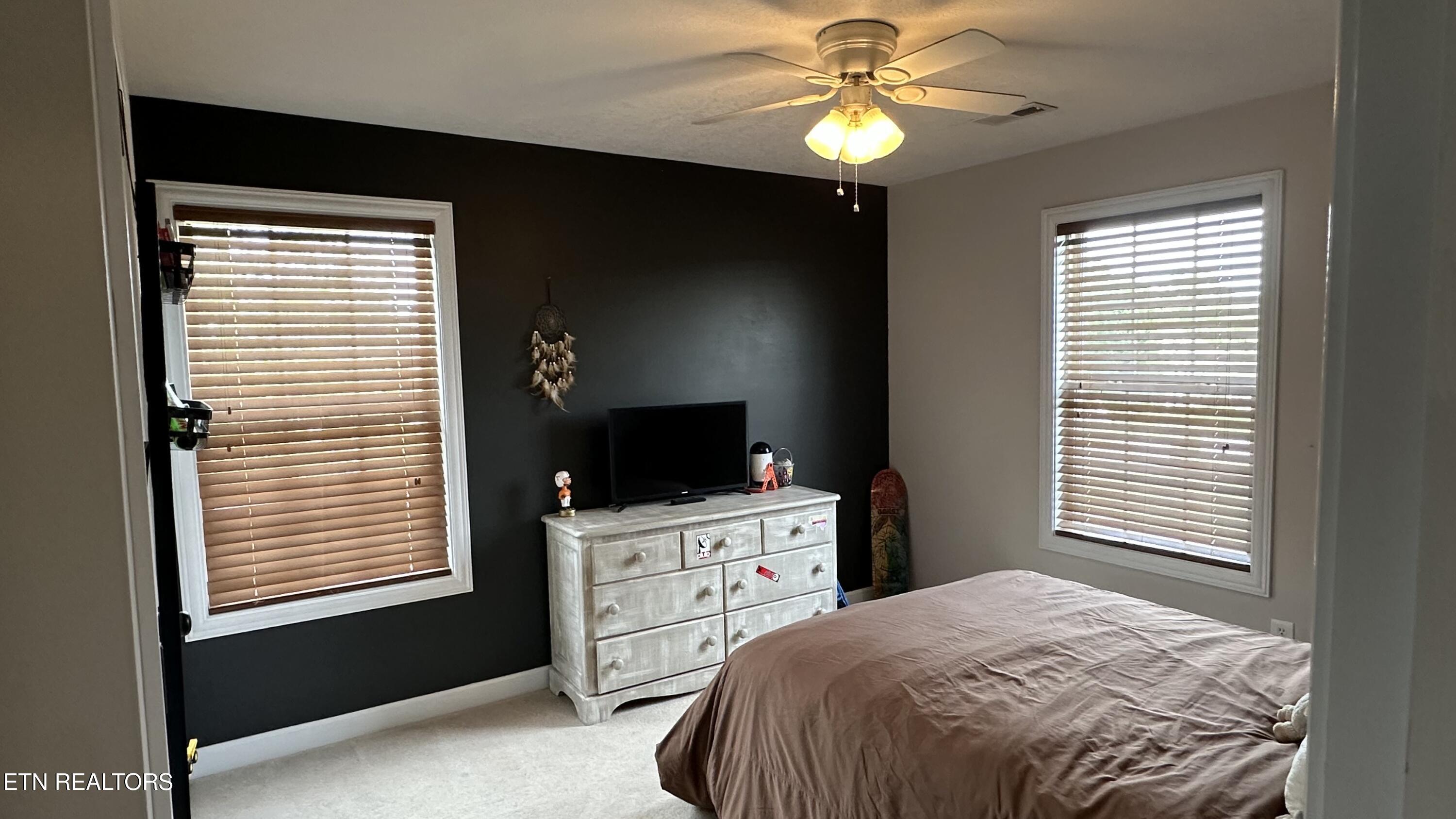 1145 Paxton Drive Knoxville TN 37918