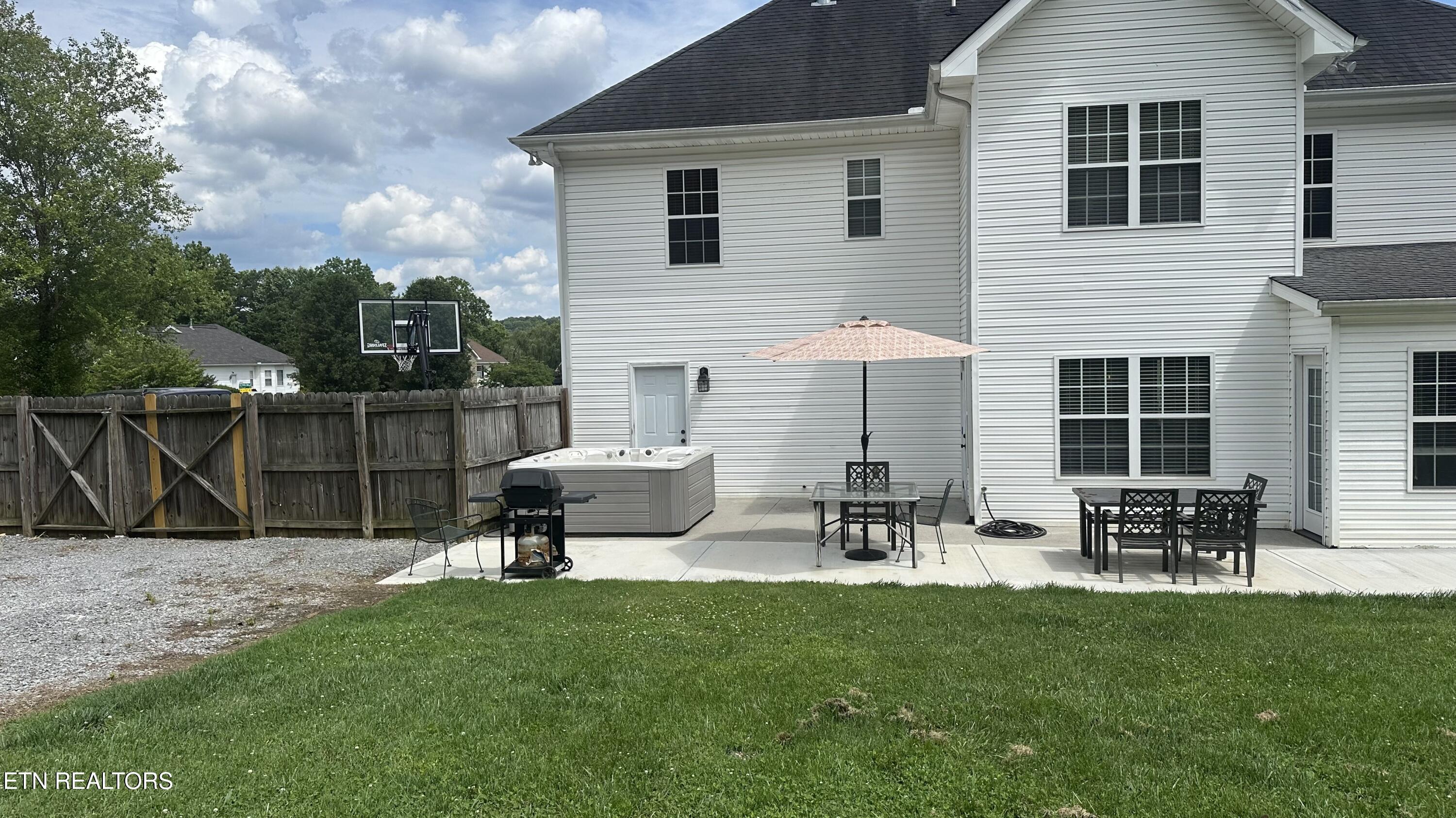 1145 Paxton Drive Knoxville TN 37918