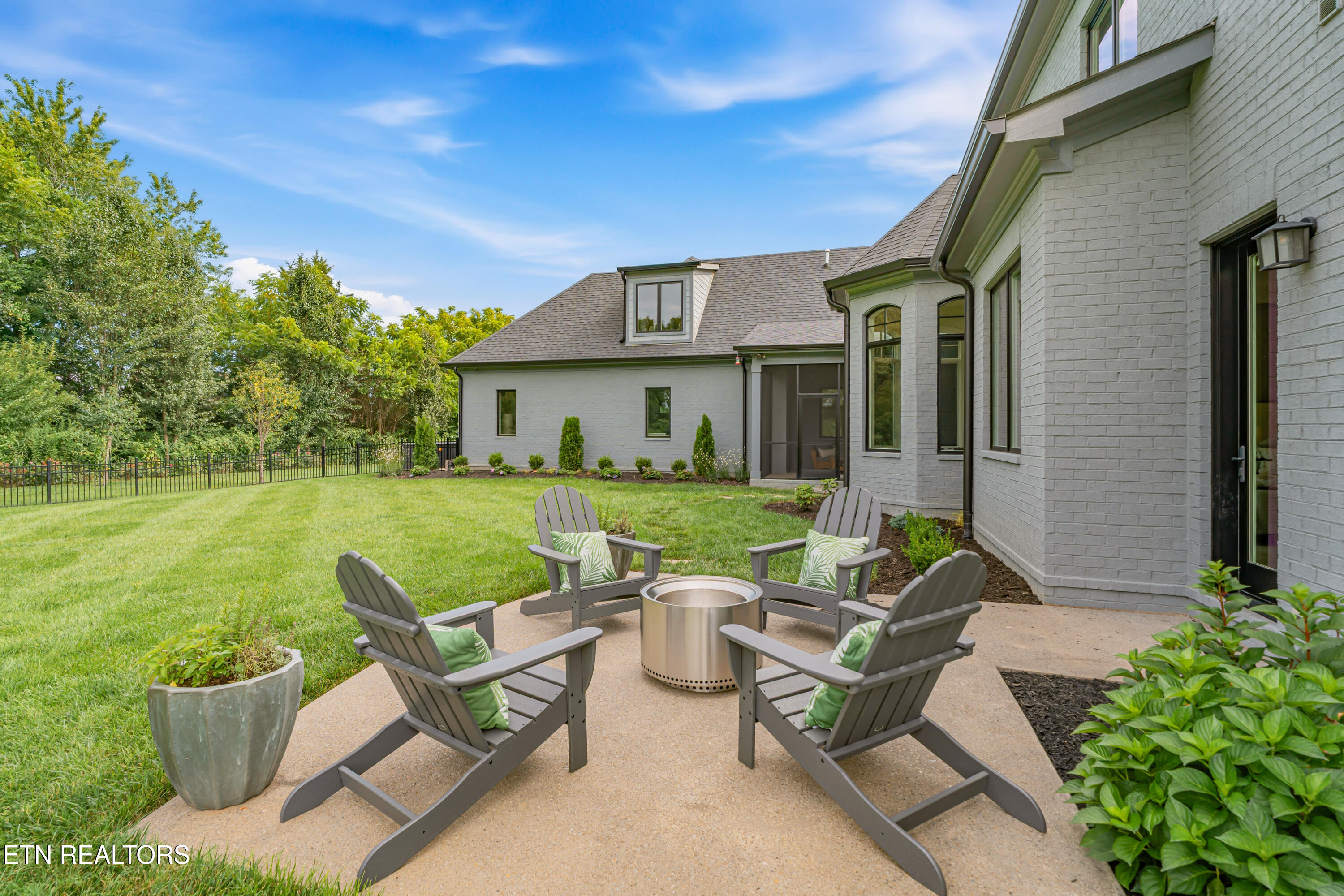 367 Barnsley Road Farragut TN 37934