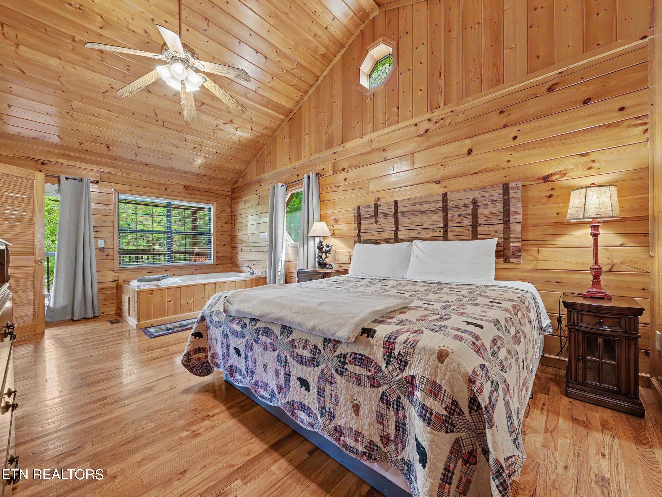1609 Pinewood Way Sevierville TN 37862