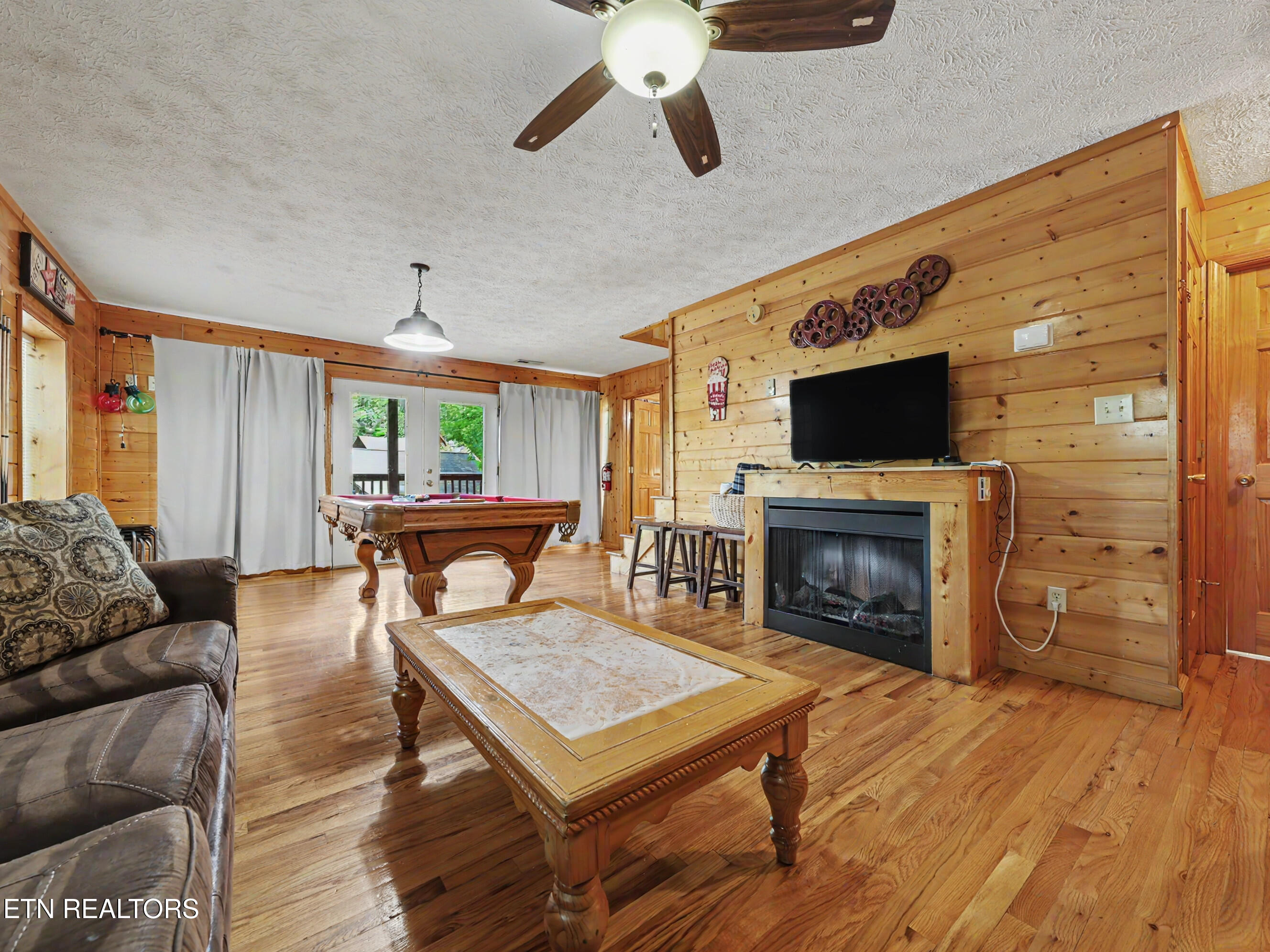 1609 Pinewood Way Sevierville TN 37862