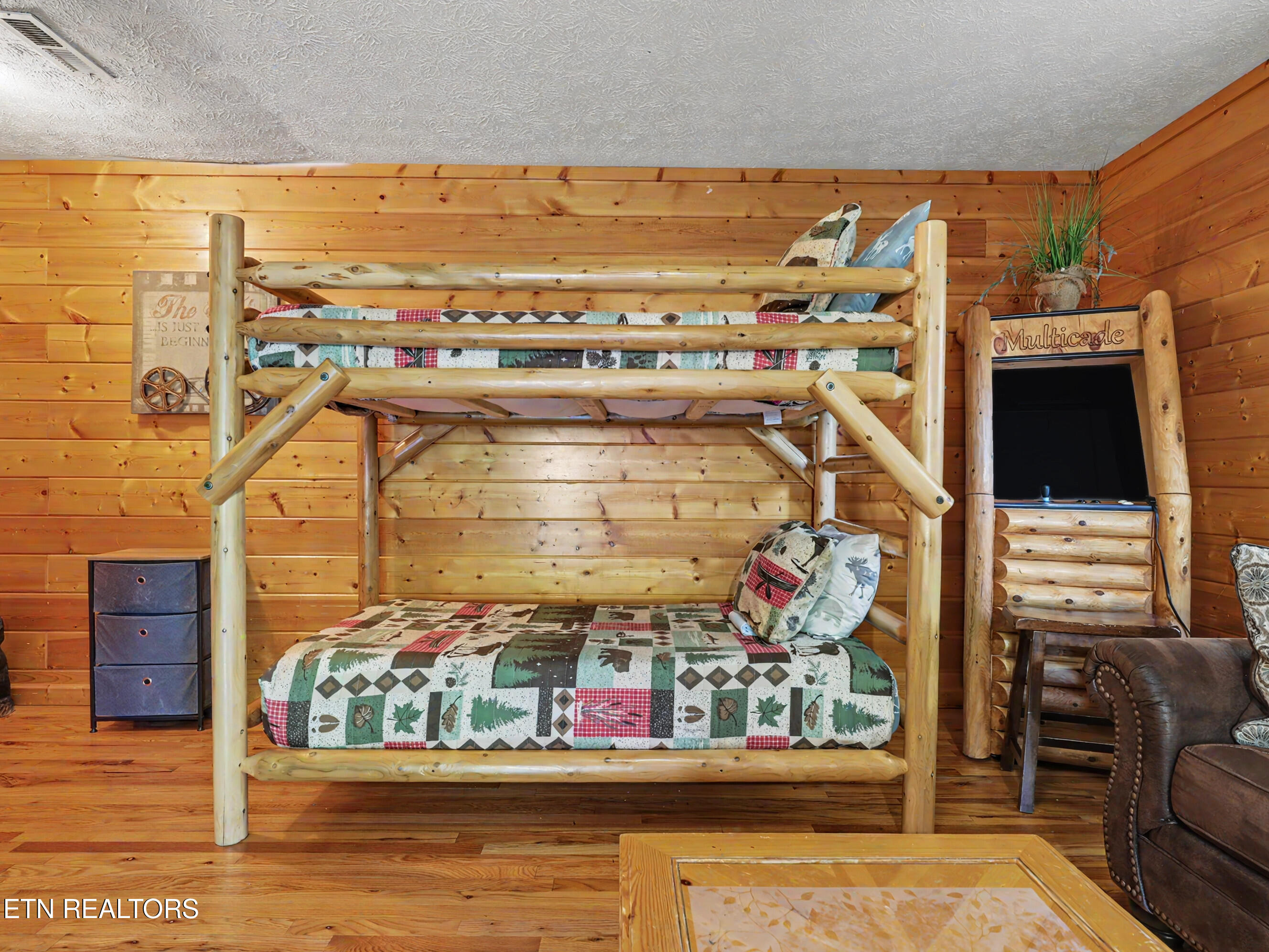 1609 Pinewood Way Sevierville TN 37862